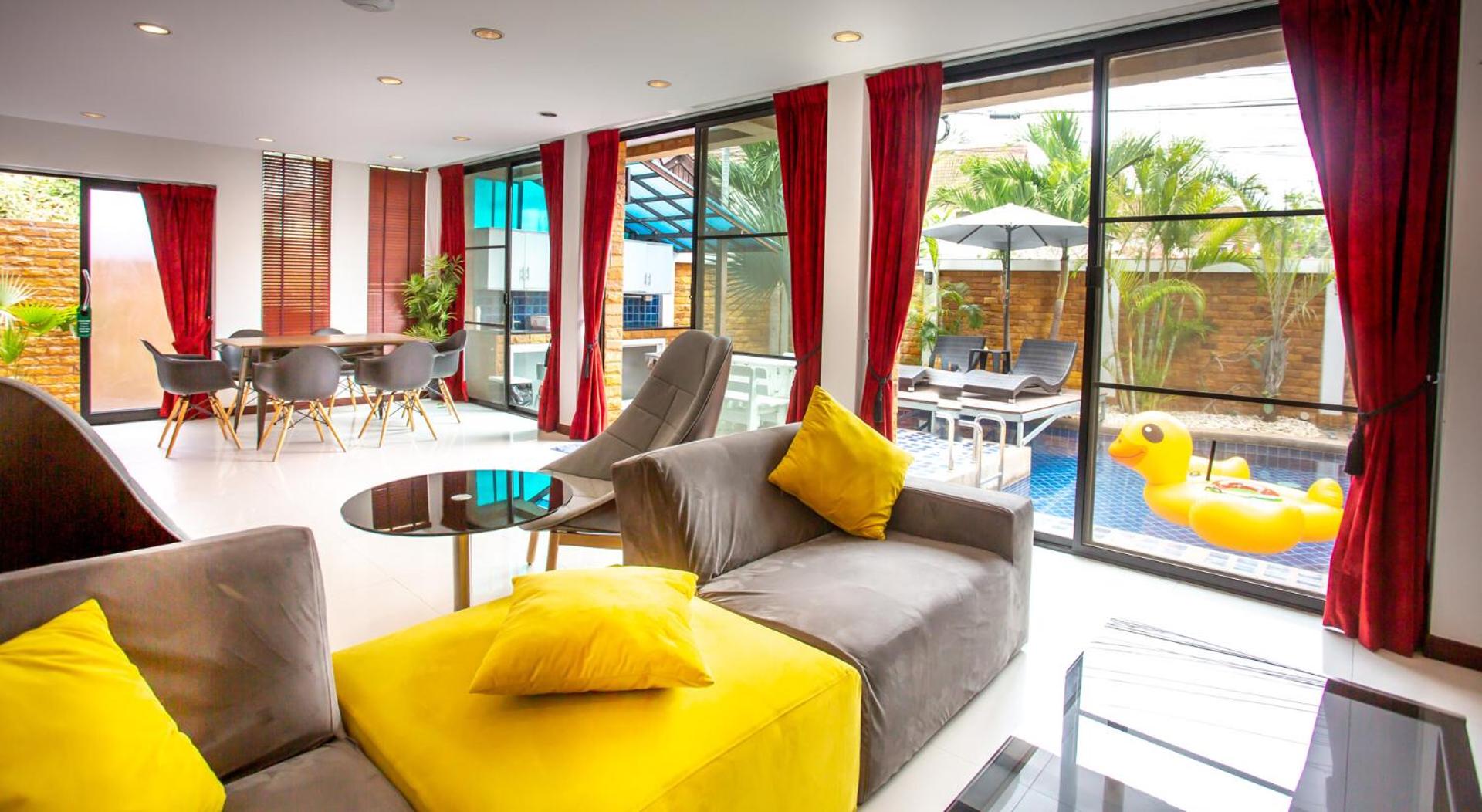 4poolvillas