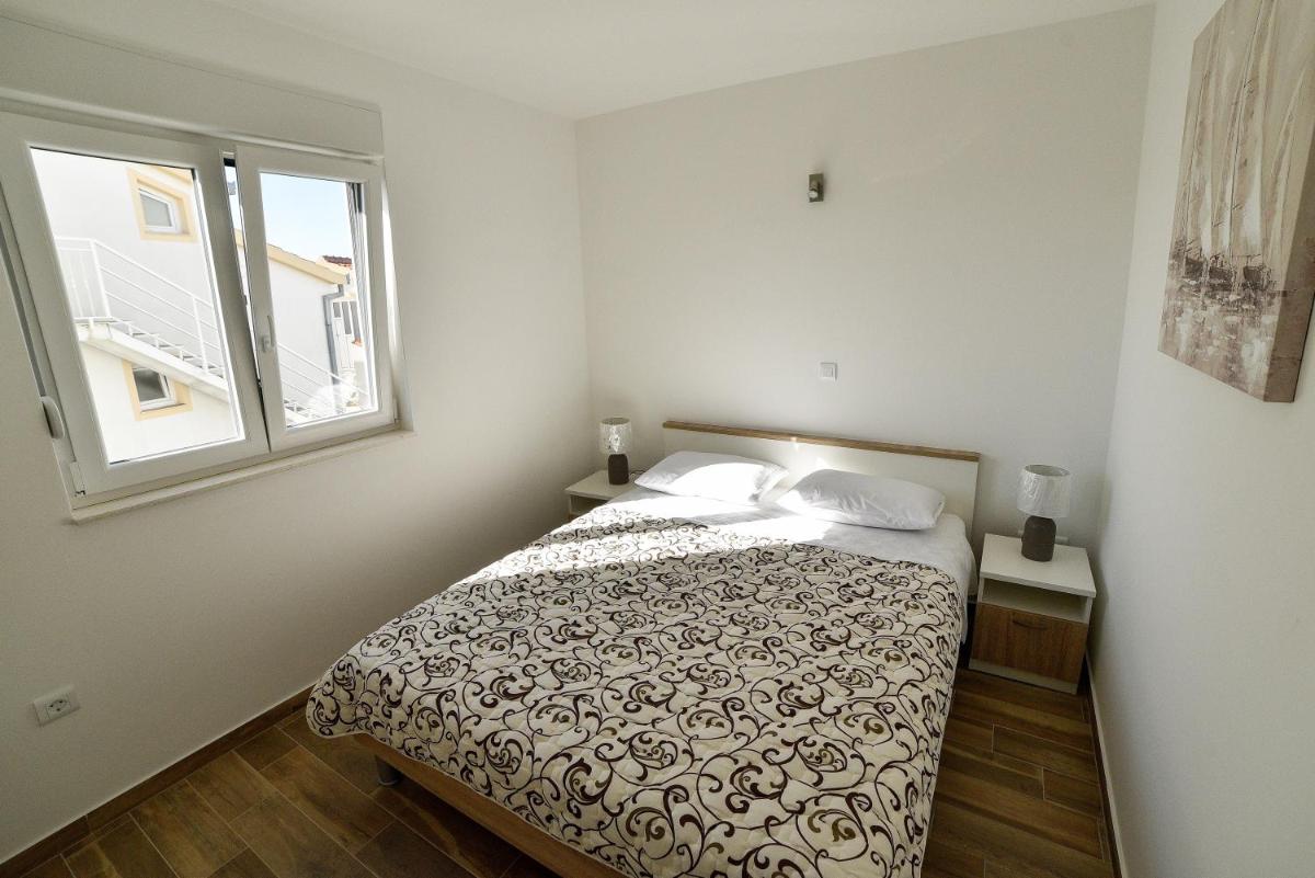 Apartments Boomerang view 5