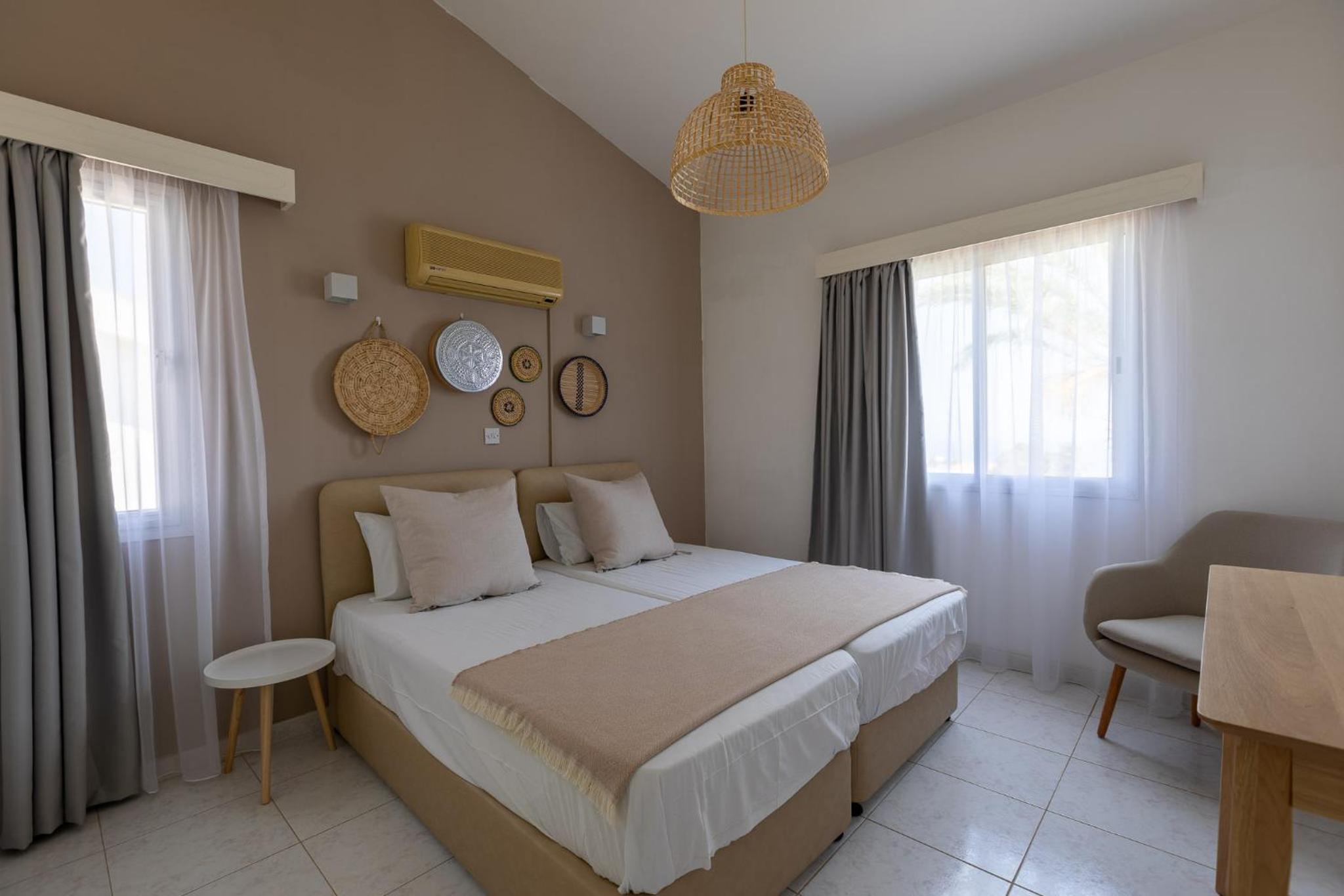 Socrates Apartments