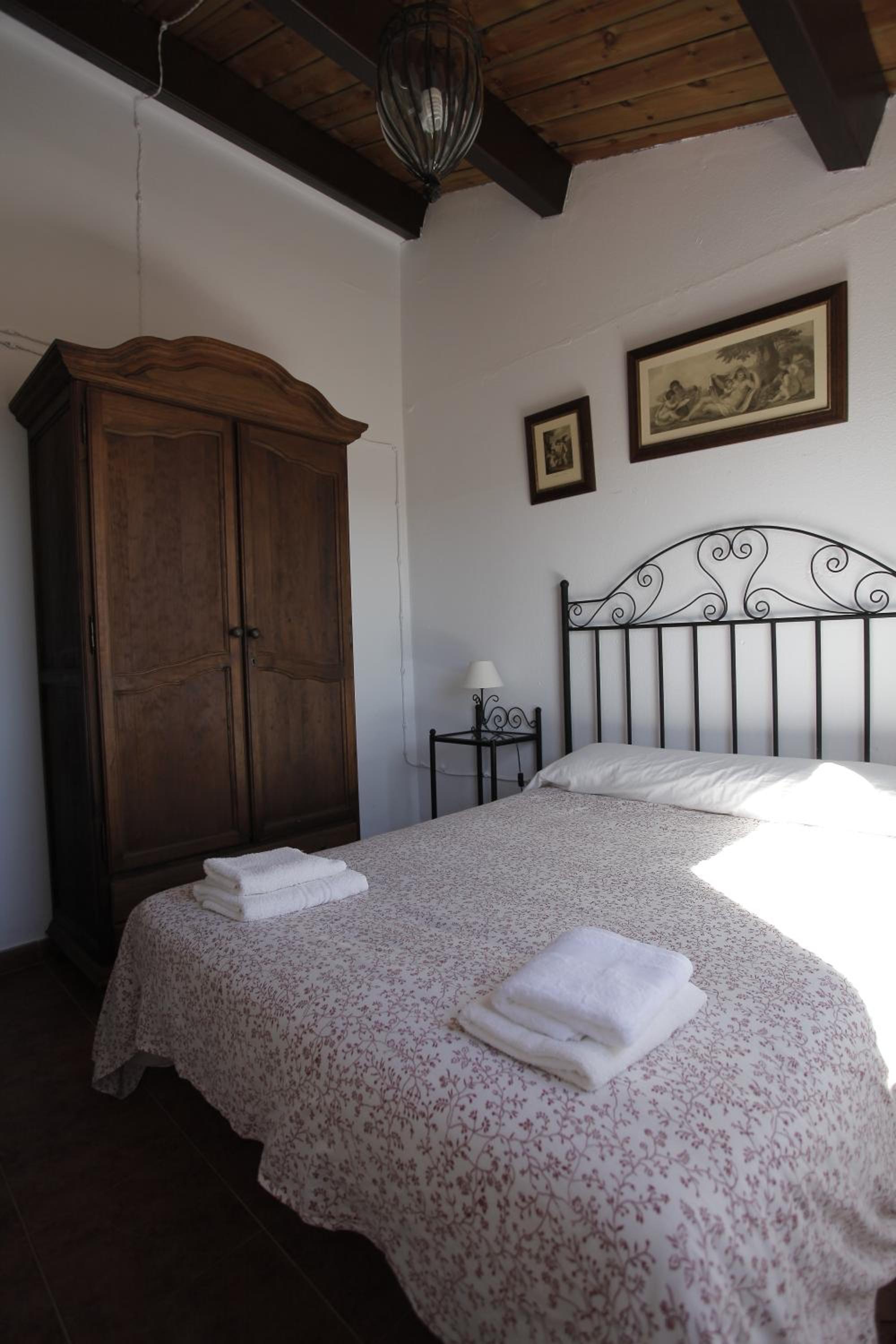 Villa Rural Sierra Hueznar view 2
