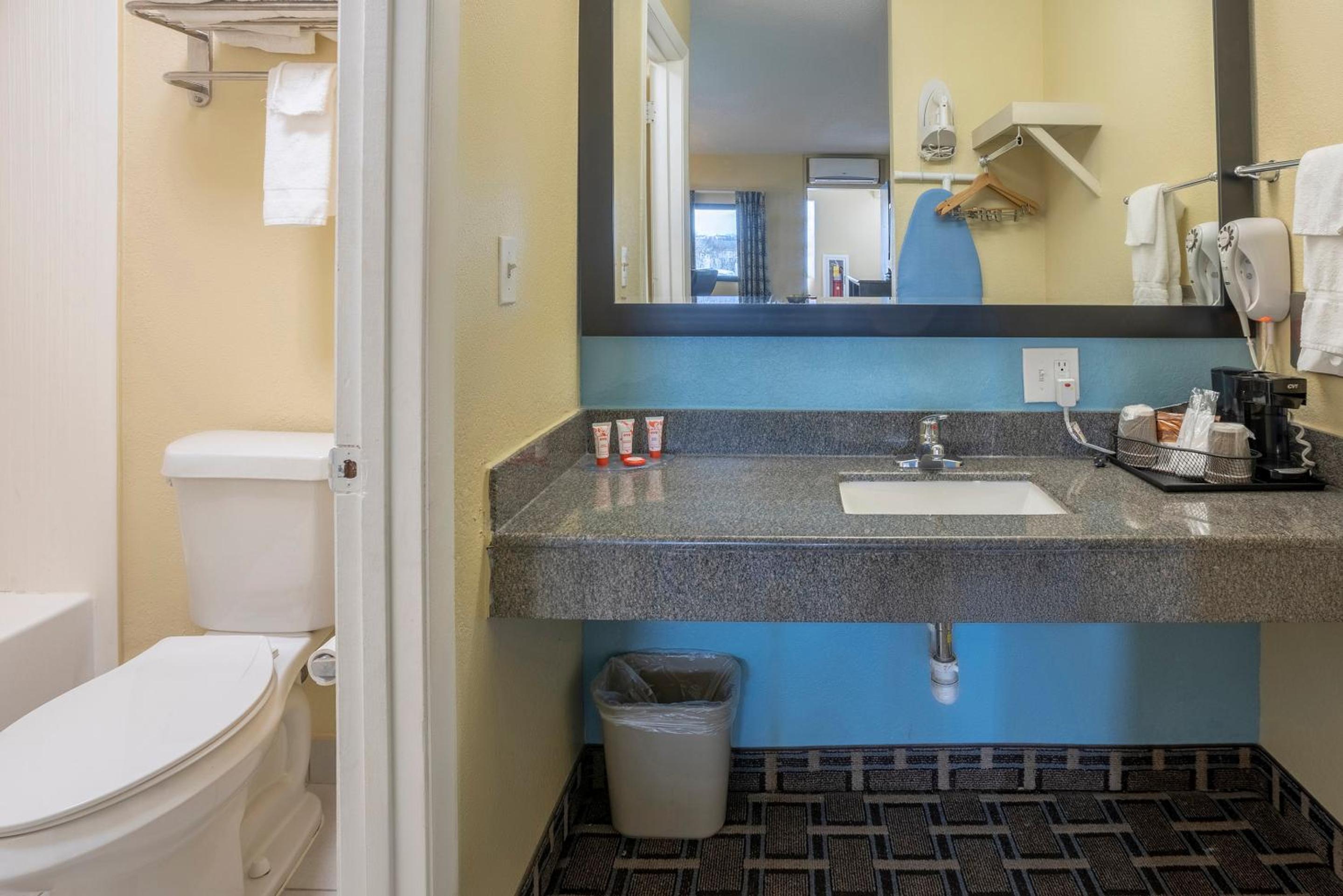 OYO Hotel Knoxville TN Cedar Bluff I-40, Φωτογραφία 15