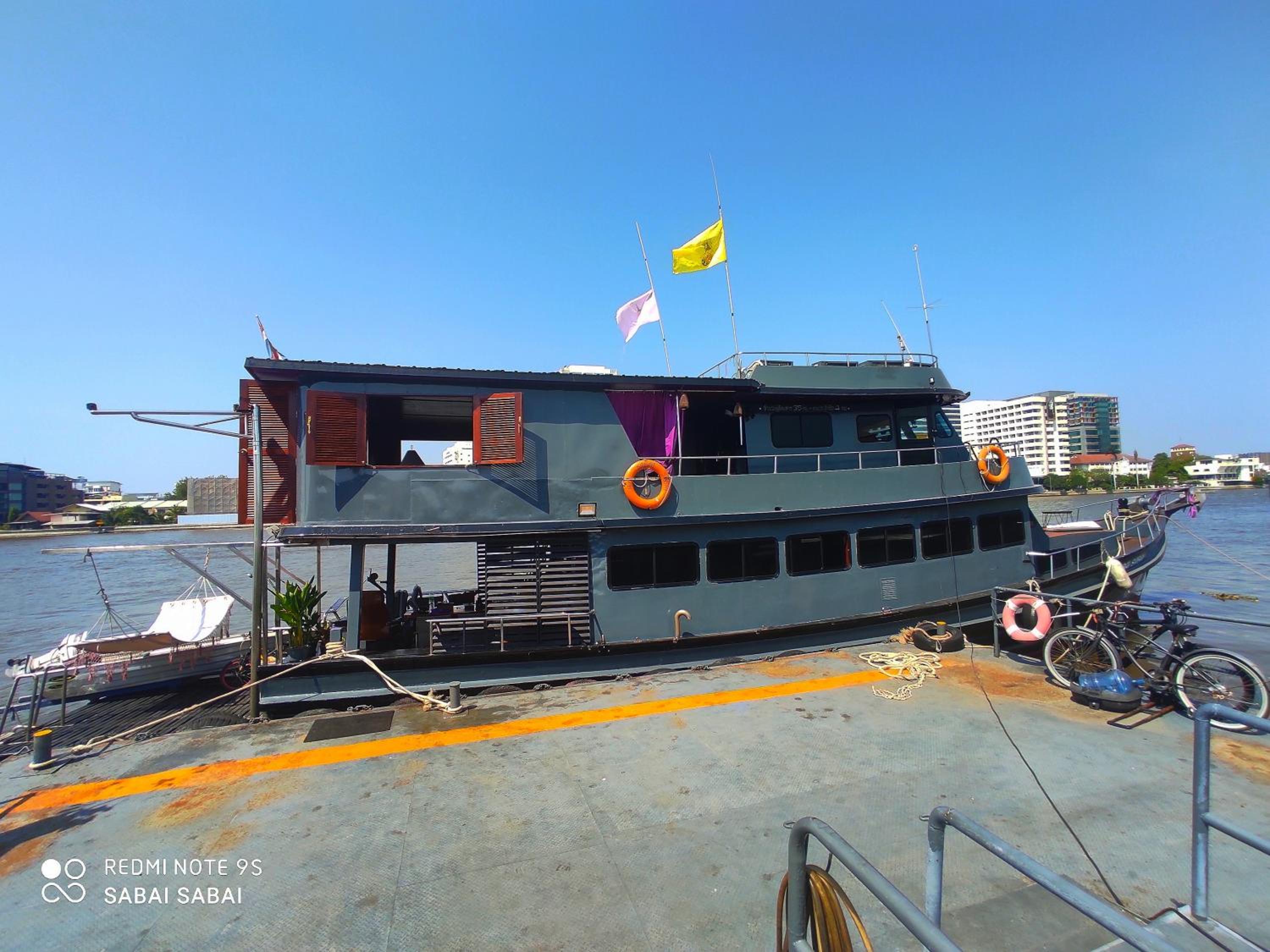 Sabai Sabai Liveaboard Bangkok