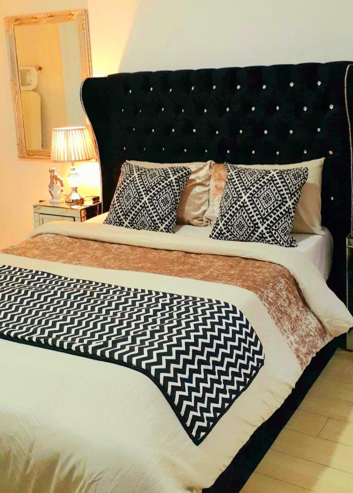Luxury 1 bdrm Suite, Cantonments-Labone view 2