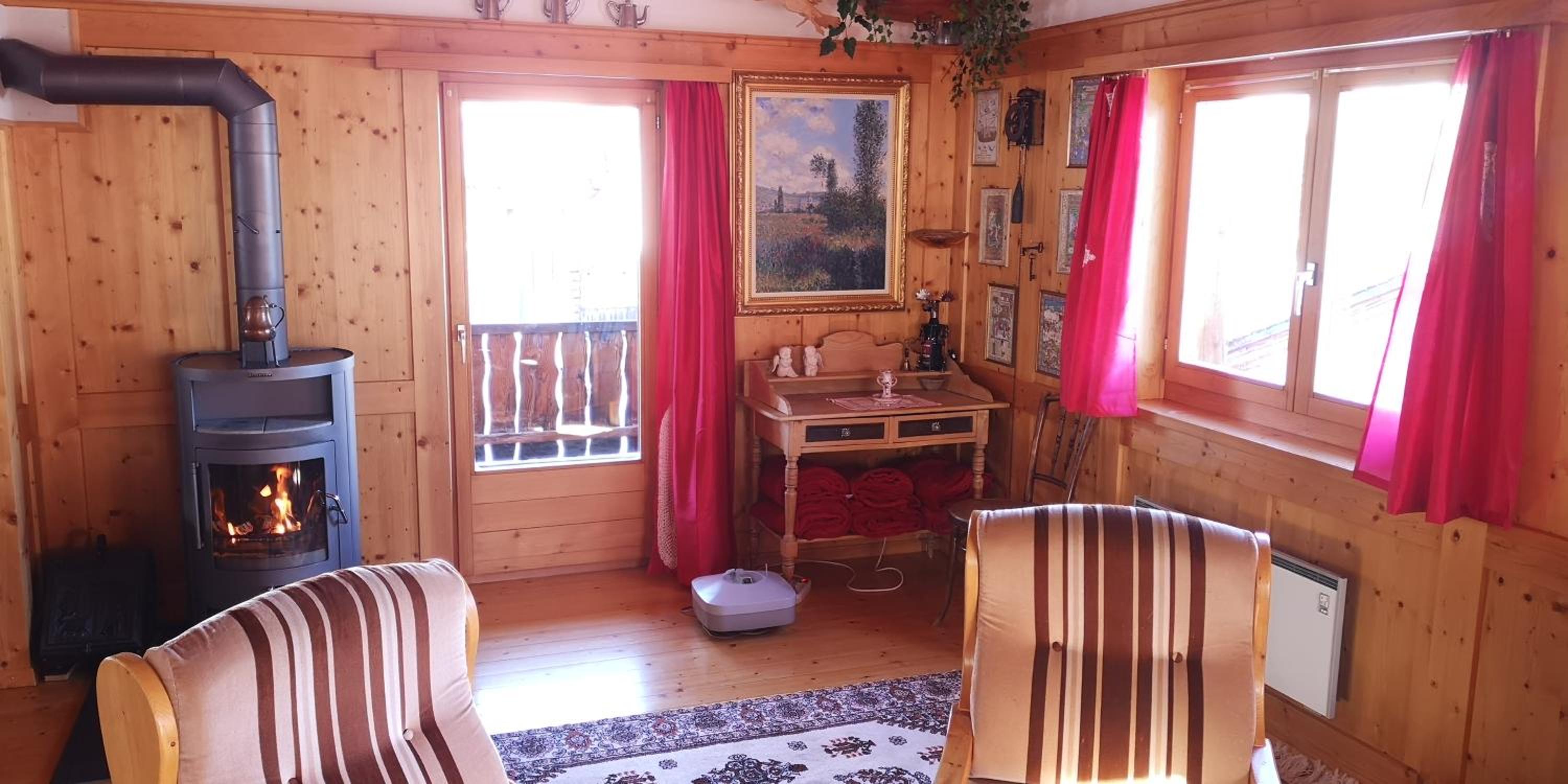 grosses Ferienhaus mit Sauna im Skigeb. Obersaxen