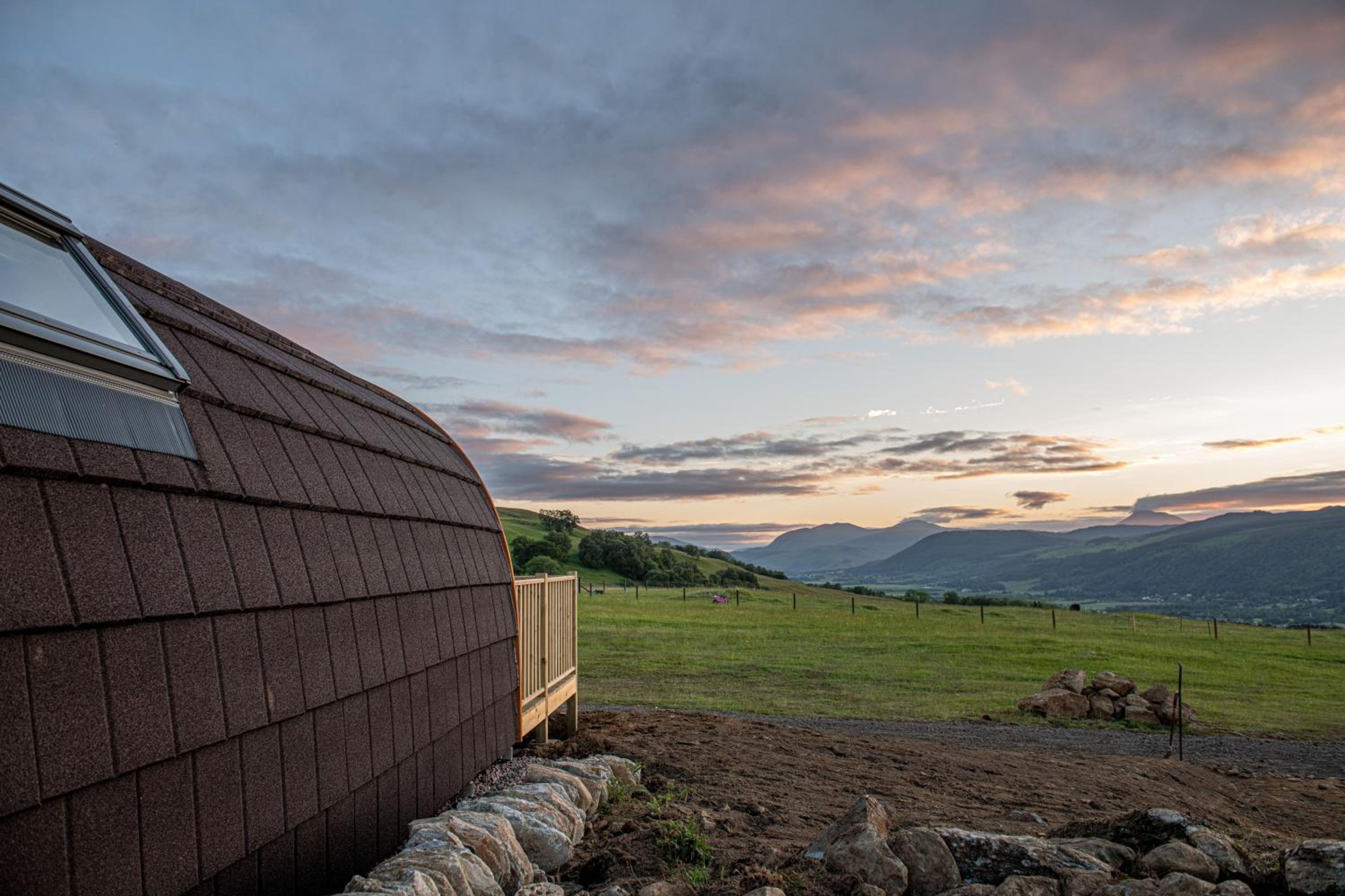 Lawers Luxury Glamping Pet Friendly Pod at Pitilie Pods view 4