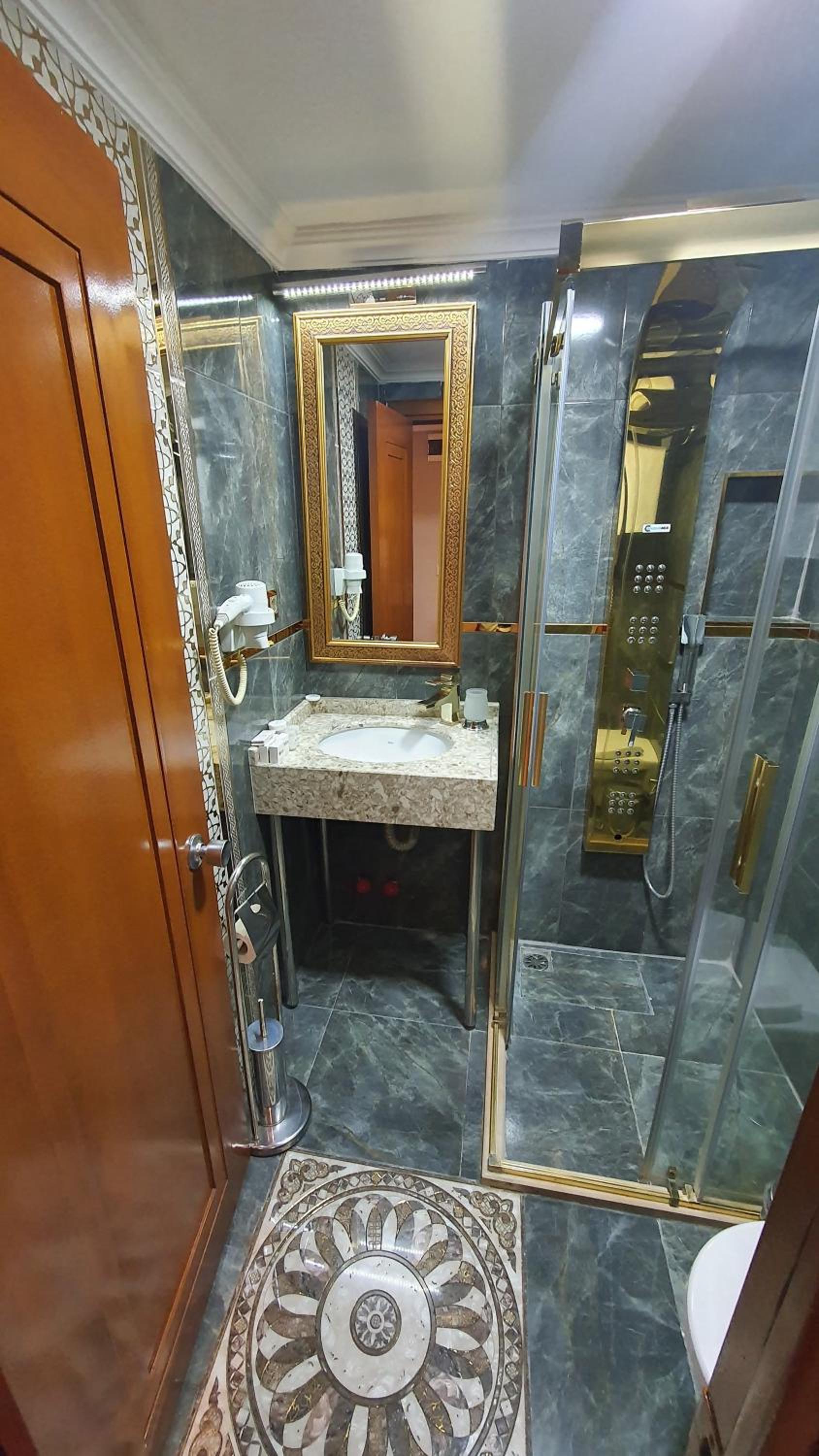 Asur Hotel - Image 26