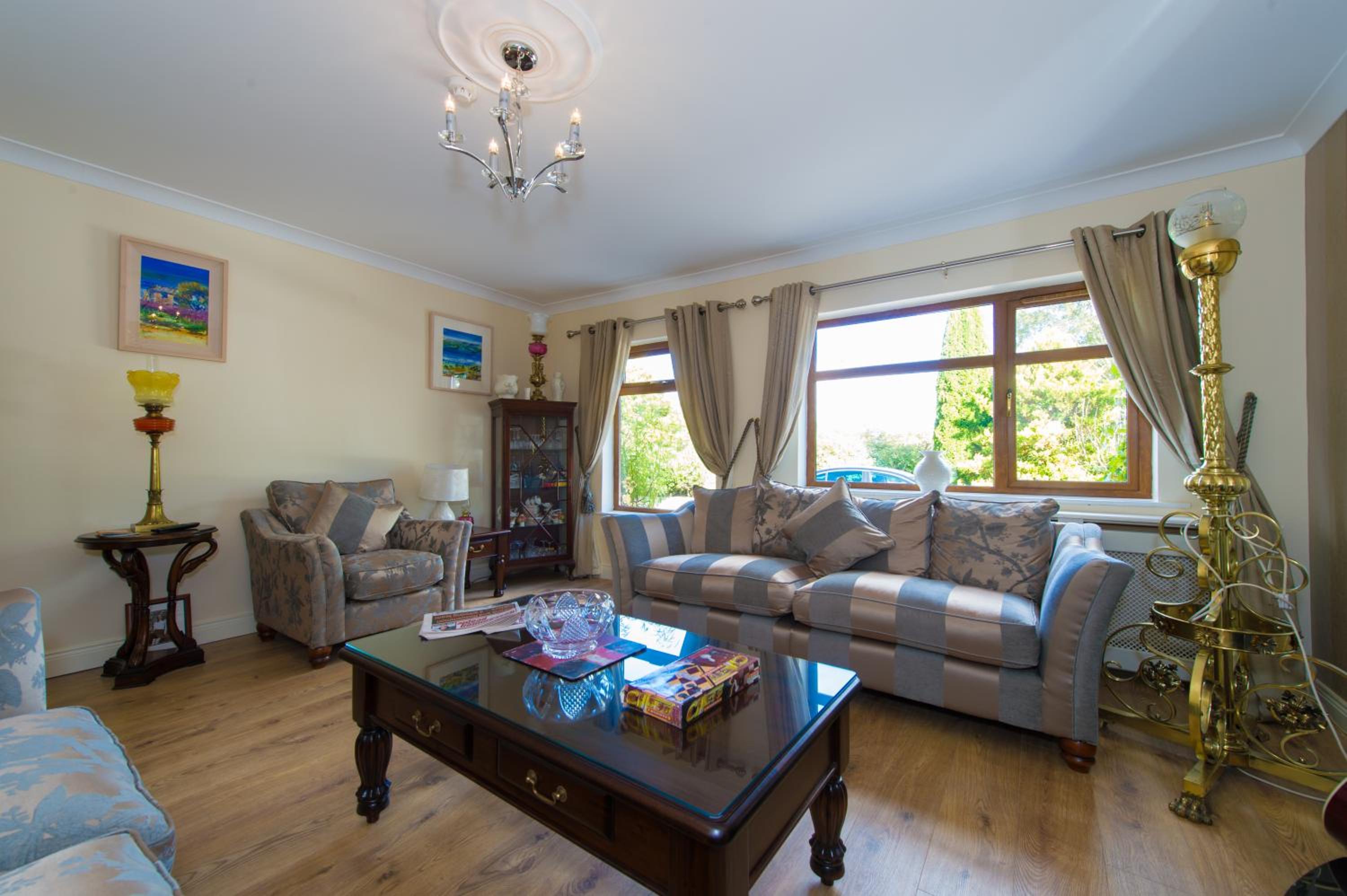 Aisleigh Guest House