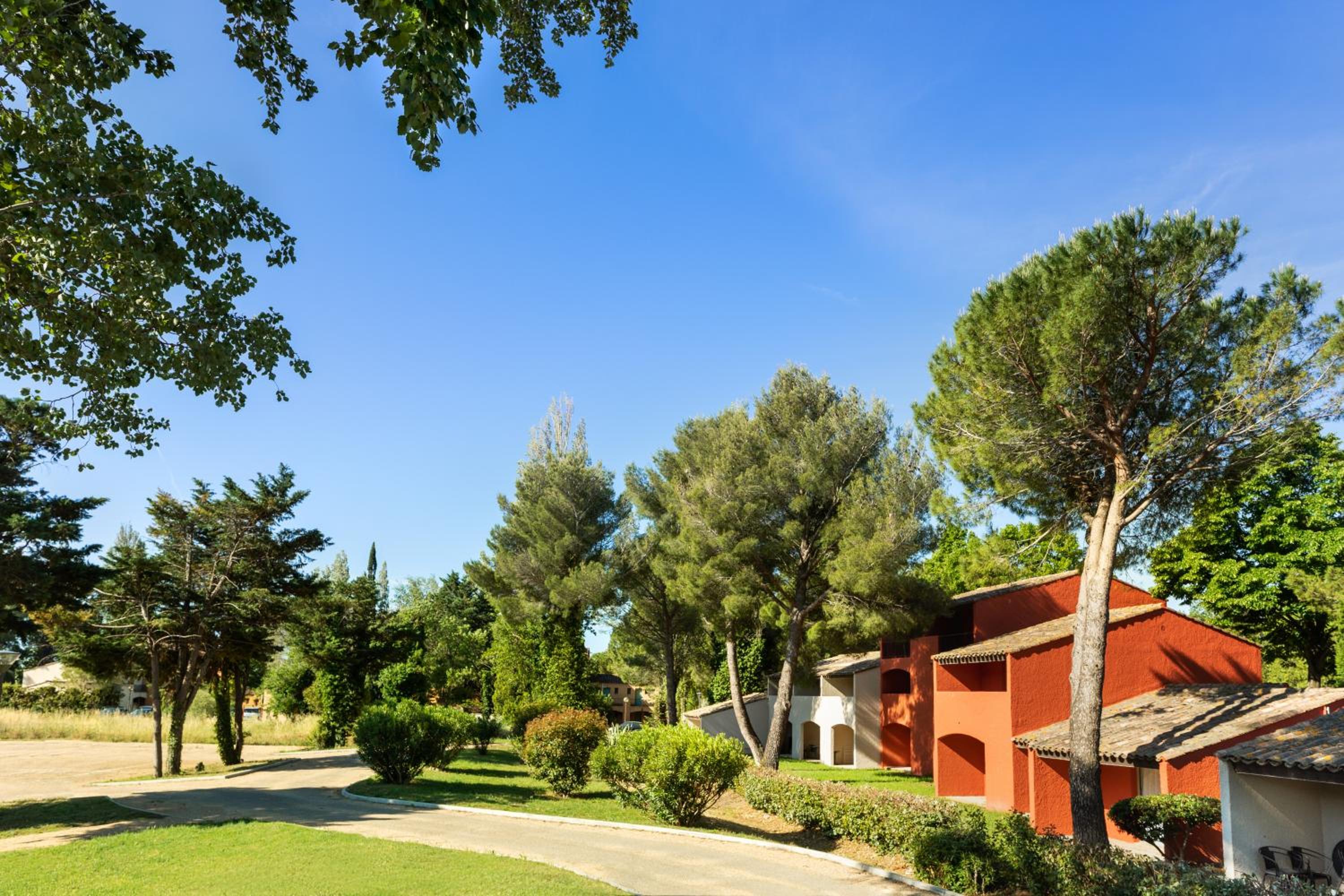 Arles Vacations - SOWELL HOTELS L'Olivier - Property Image 46
