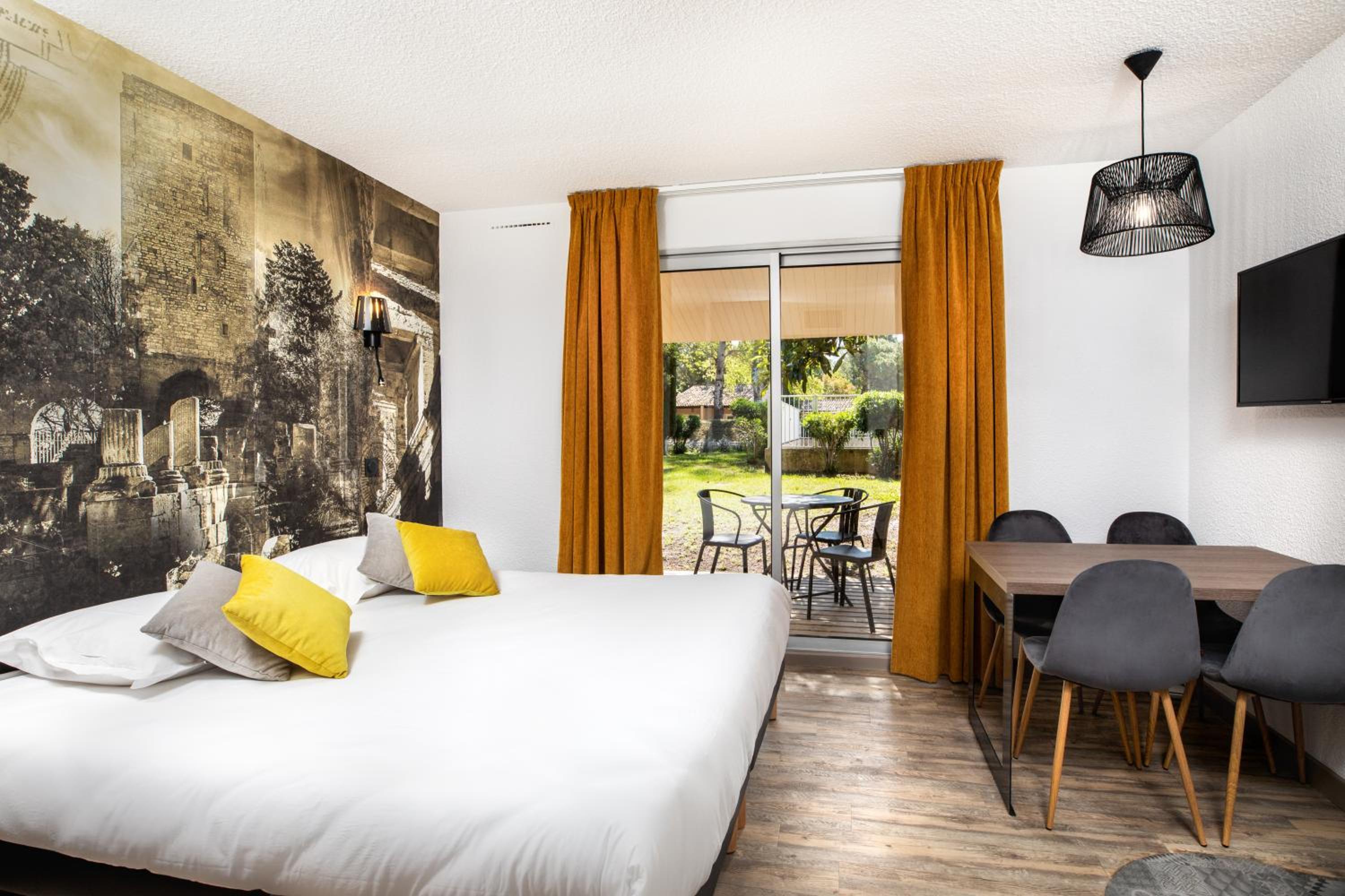 Arles Vacations - SOWELL HOTELS L'Olivier - Property Image 39