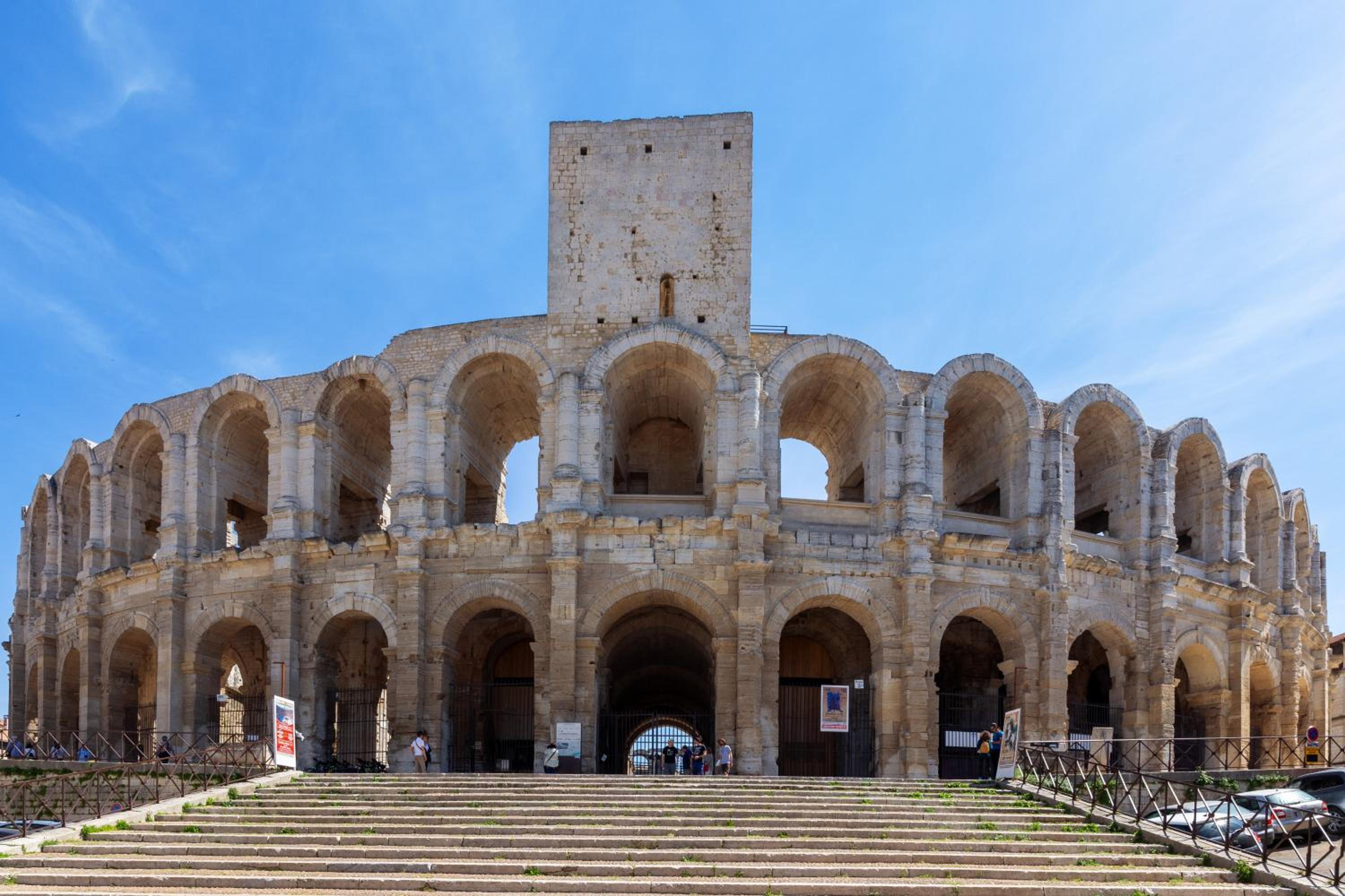 Arles Vacations - SOWELL HOTELS L'Olivier - Property Image 2
