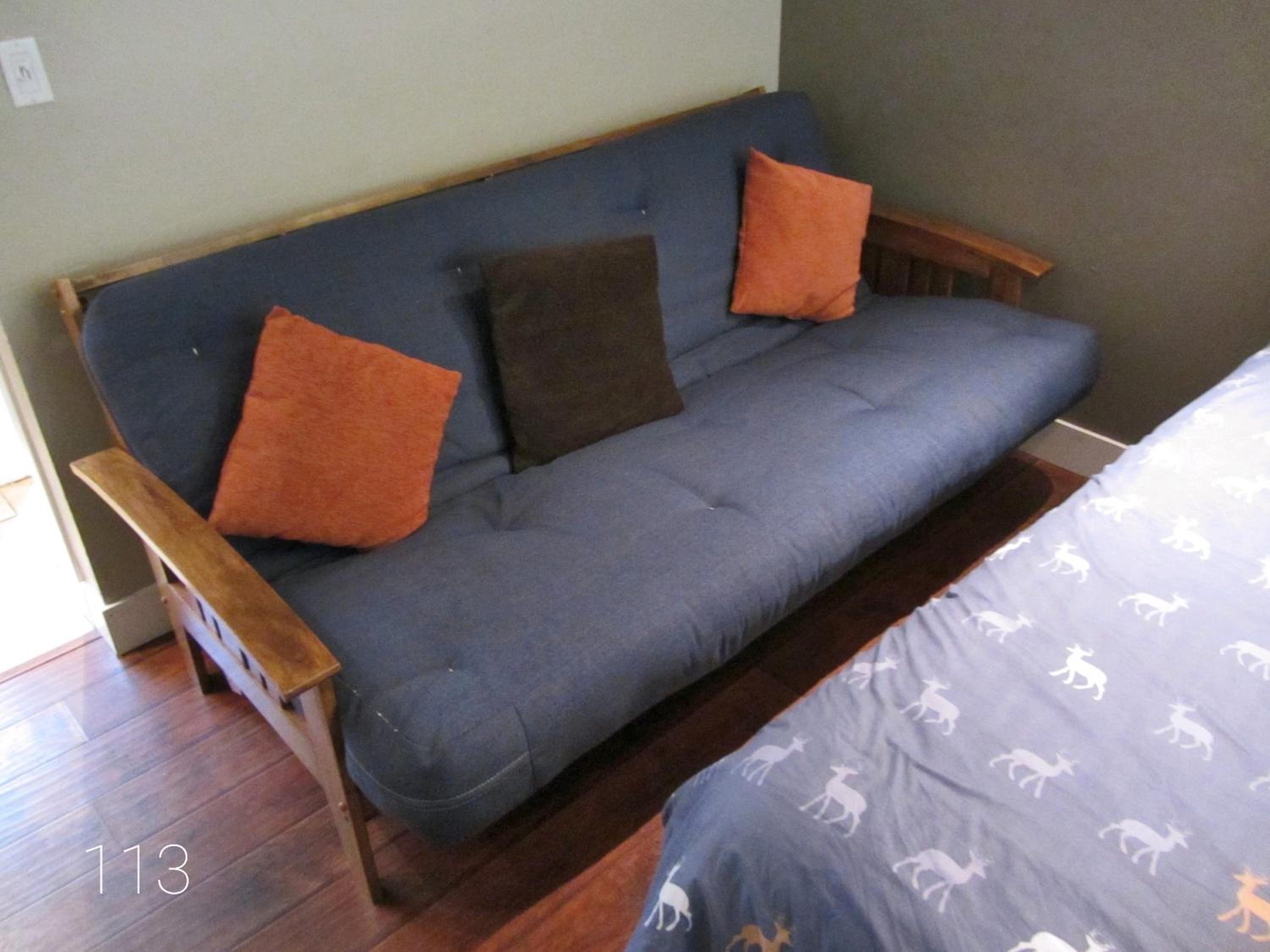 Gondola Lodge with 5-dollar Beach Voucher