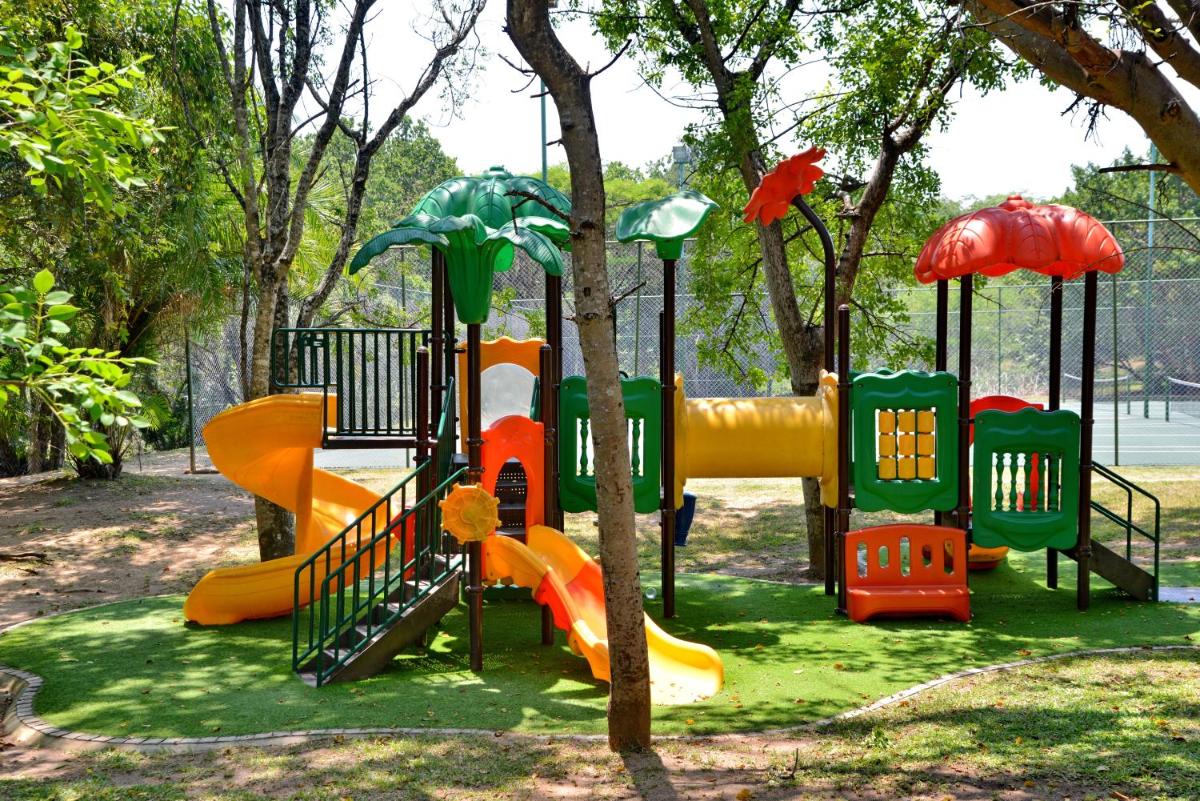 Hazyview Vacations - Cambalala - Private Villa - in Kruger Park Lodge - Serviced Daily, Free Wi-Fi - Property Image 5