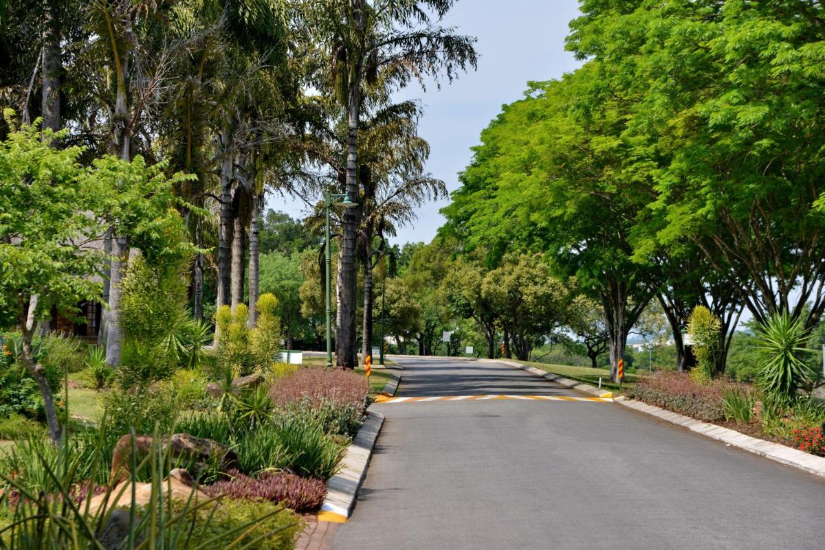 Hazyview Vacations - Cambalala - Private Villa - in Kruger Park Lodge - Serviced Daily, Free Wi-Fi - Property Image 59