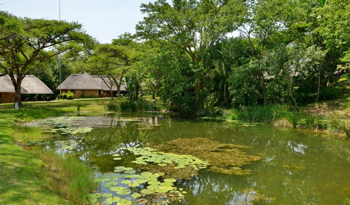 Hazyview Vacations - Cambalala - Private Villa - in Kruger Park Lodge - Serviced Daily, Free Wi-Fi - Property Image 23