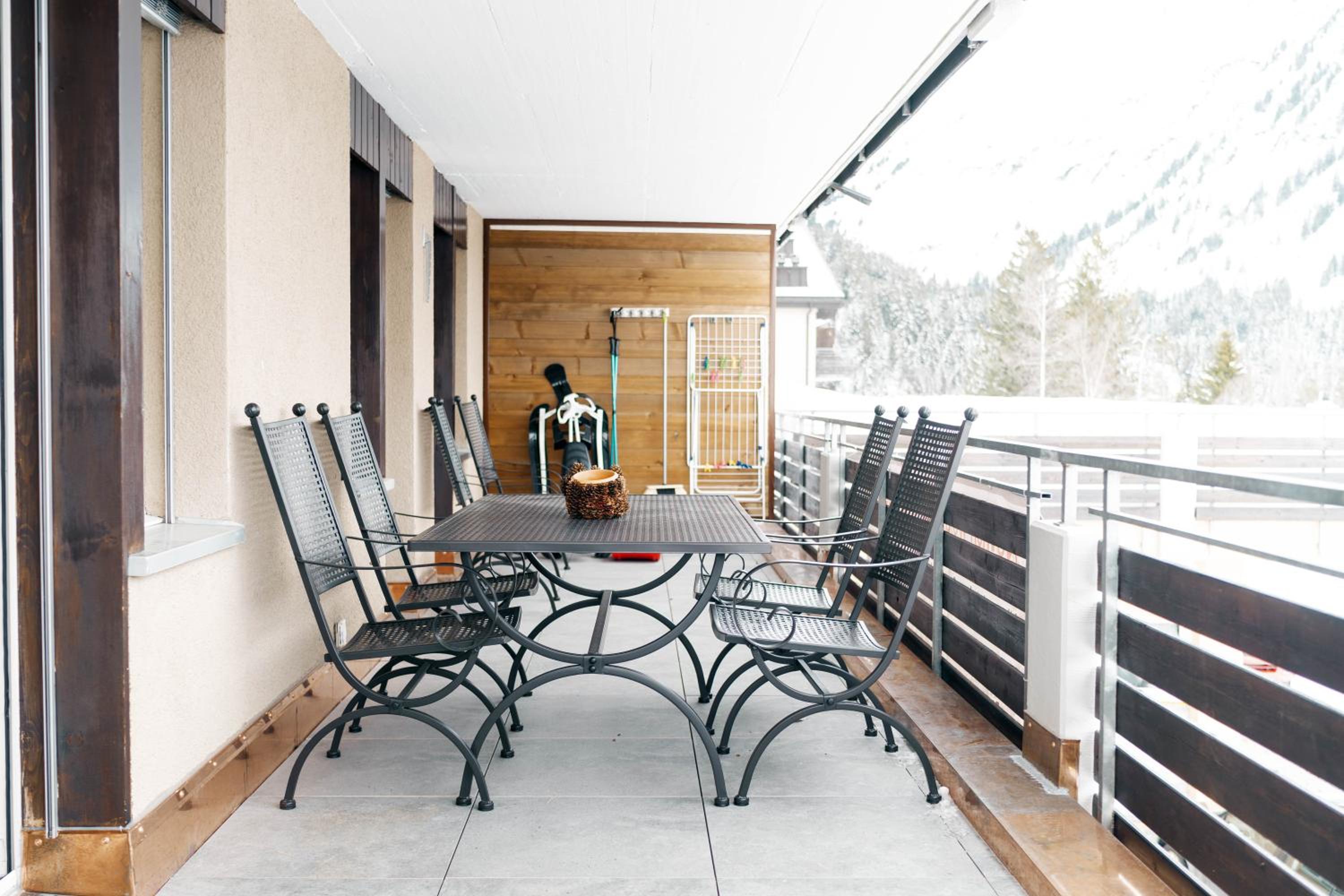 balance & terrace