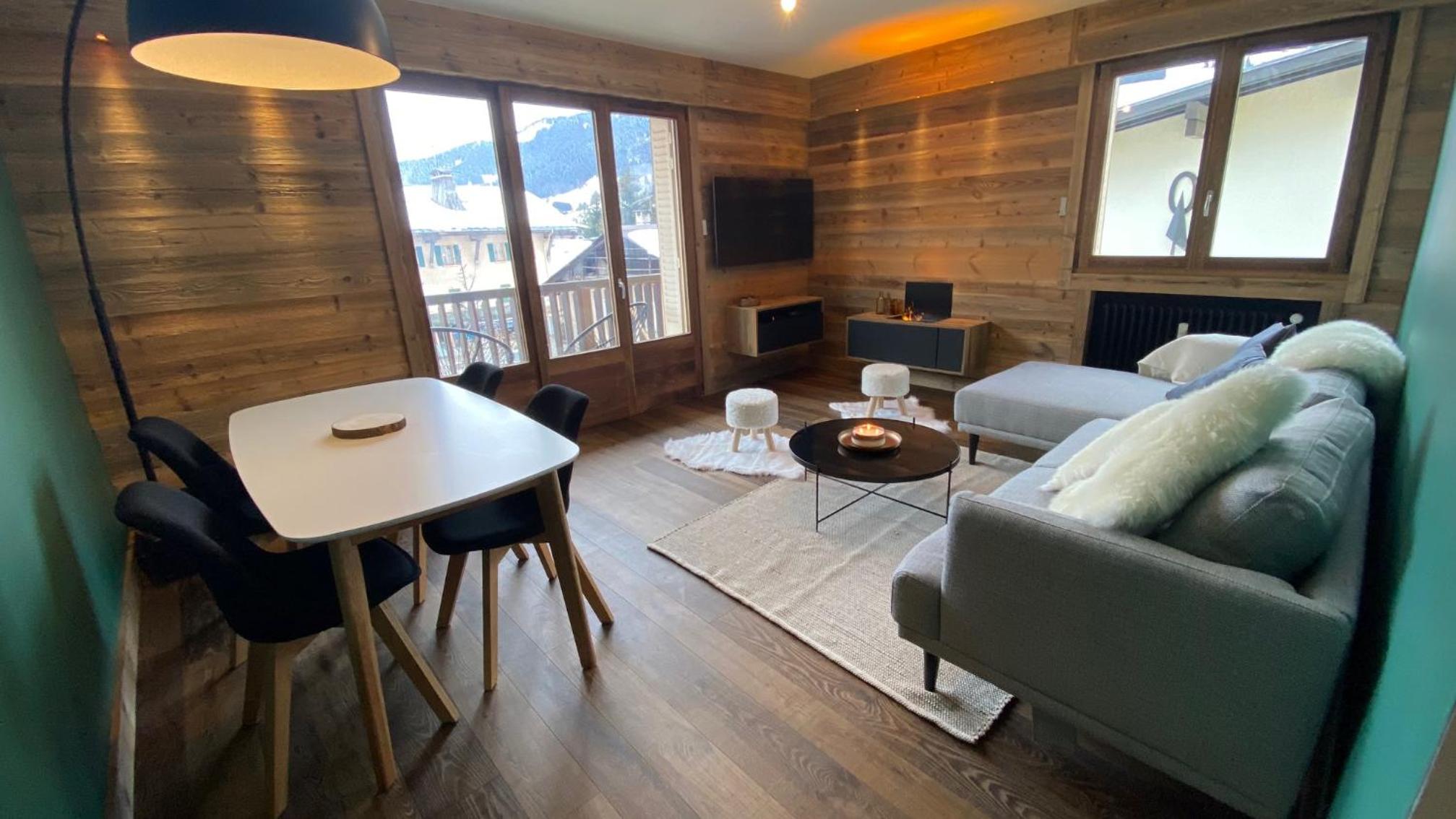 A place 2 be, Megève centre view 3