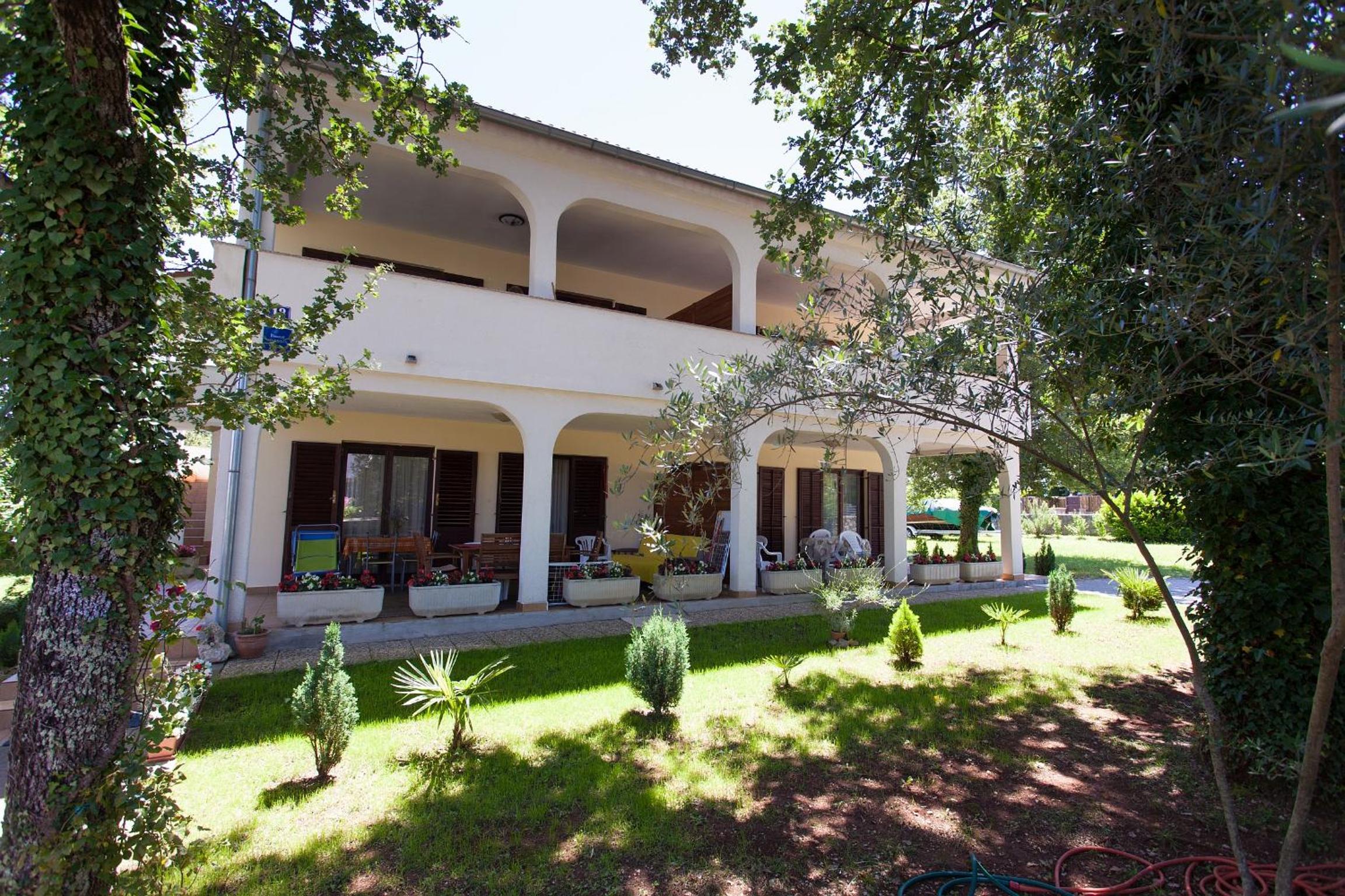 Apartments Draga