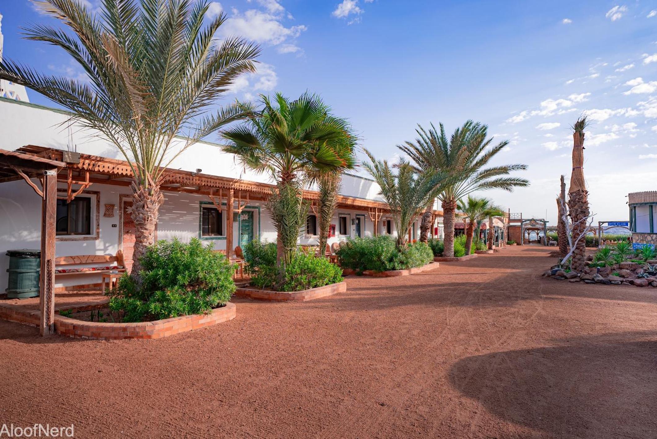 Hotel Mirage Village - Image 1