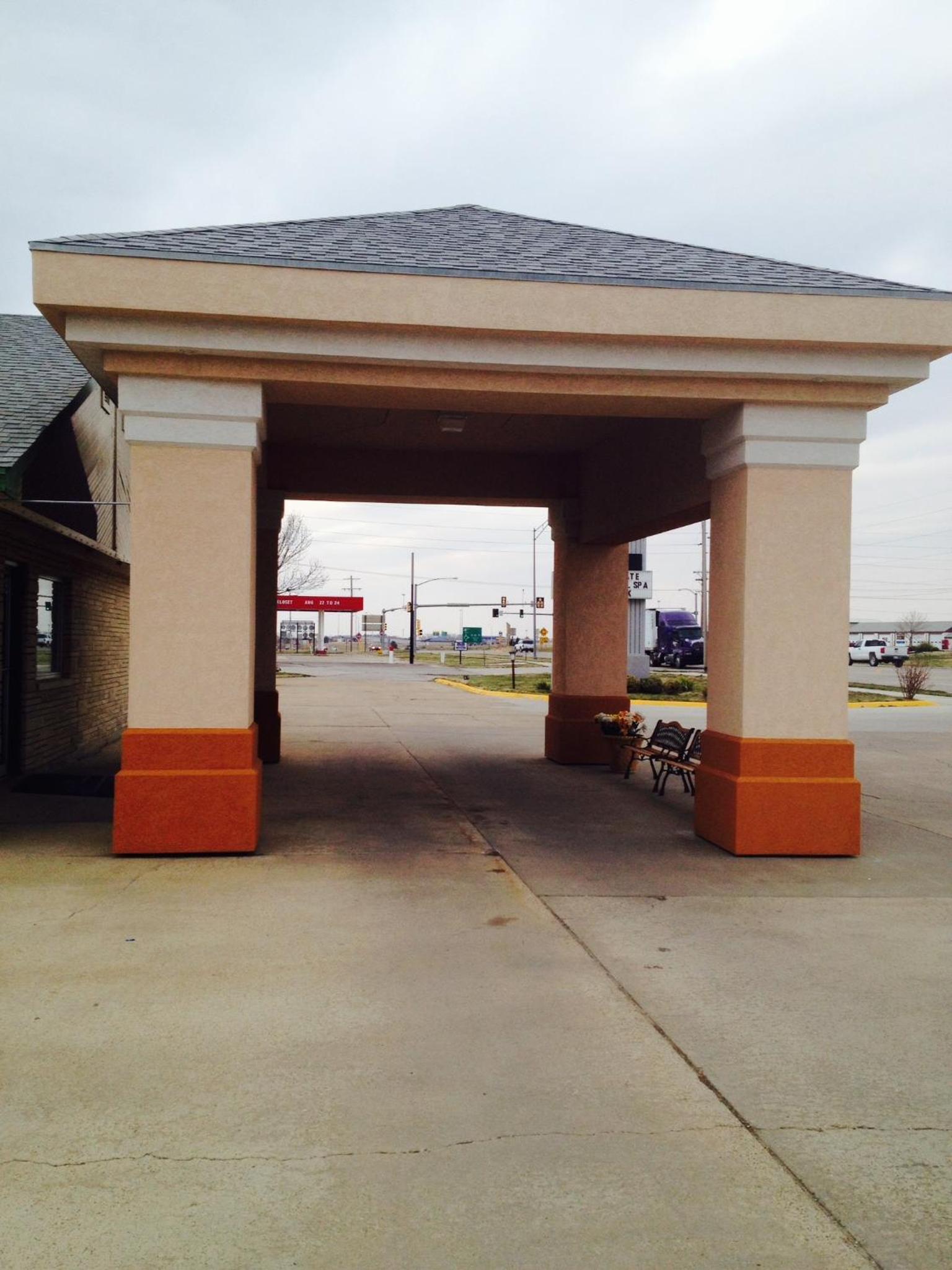 Emporia Vacations - America's Best Inn and Suites Emporia - Property Image 2