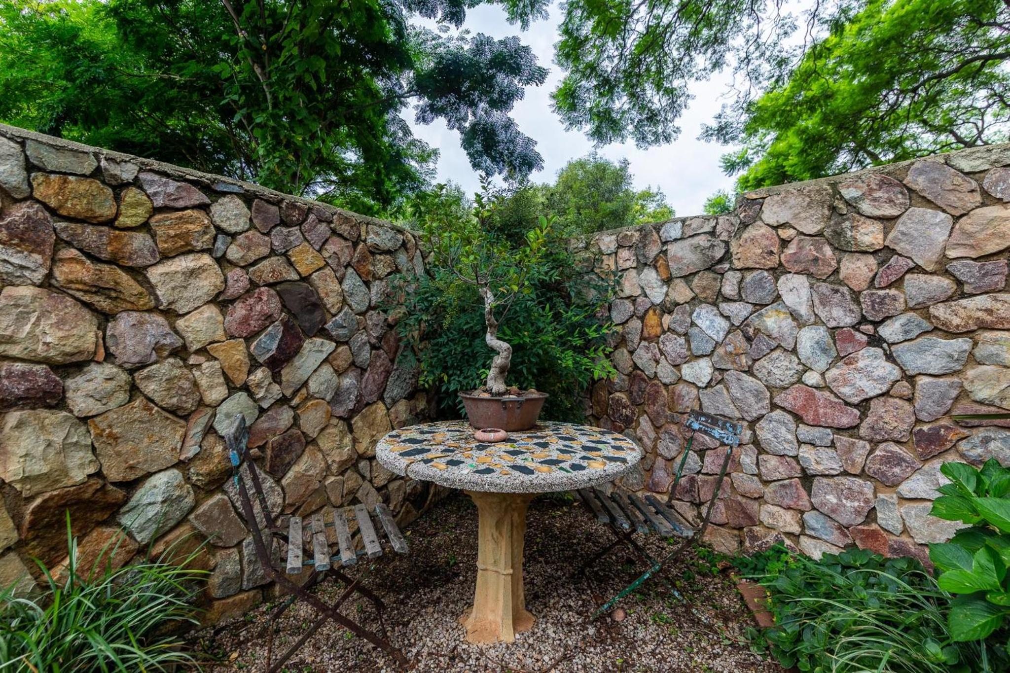 Festina Lente Guesthouse