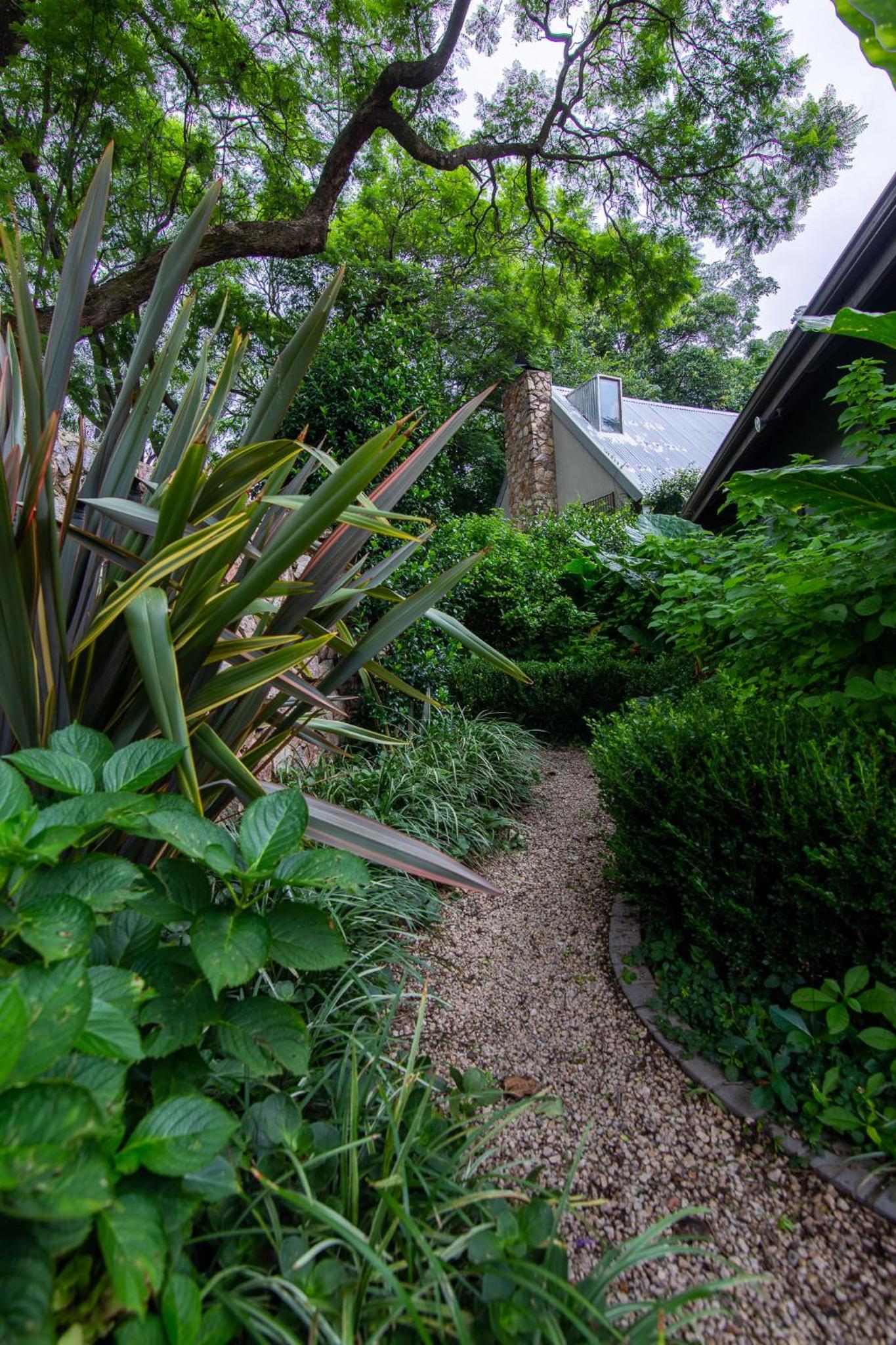 Festina Lente Guesthouse