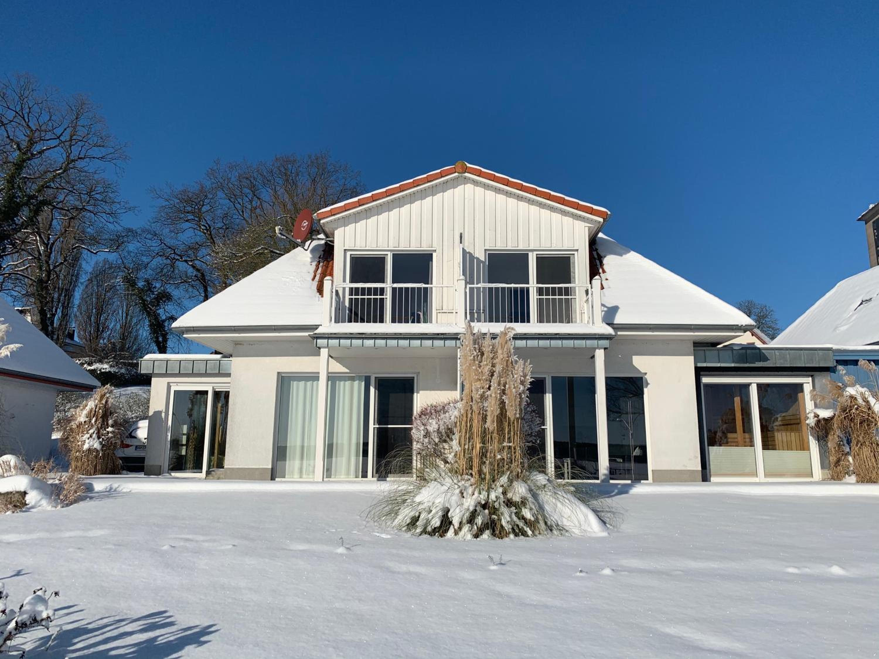 Fischerhus mit Boot,Sauna und Kamin je Seite