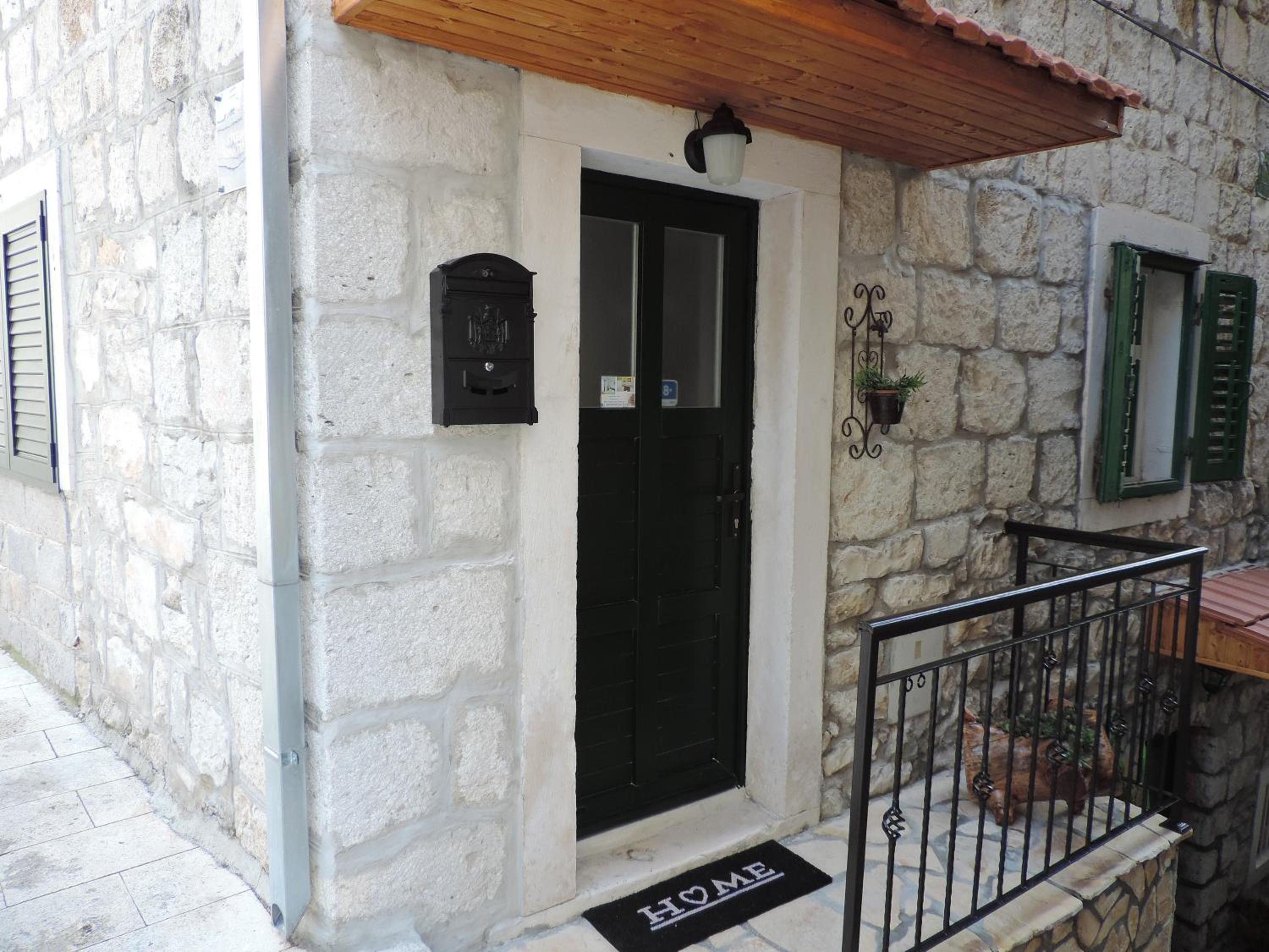 Apartments Lana — Split