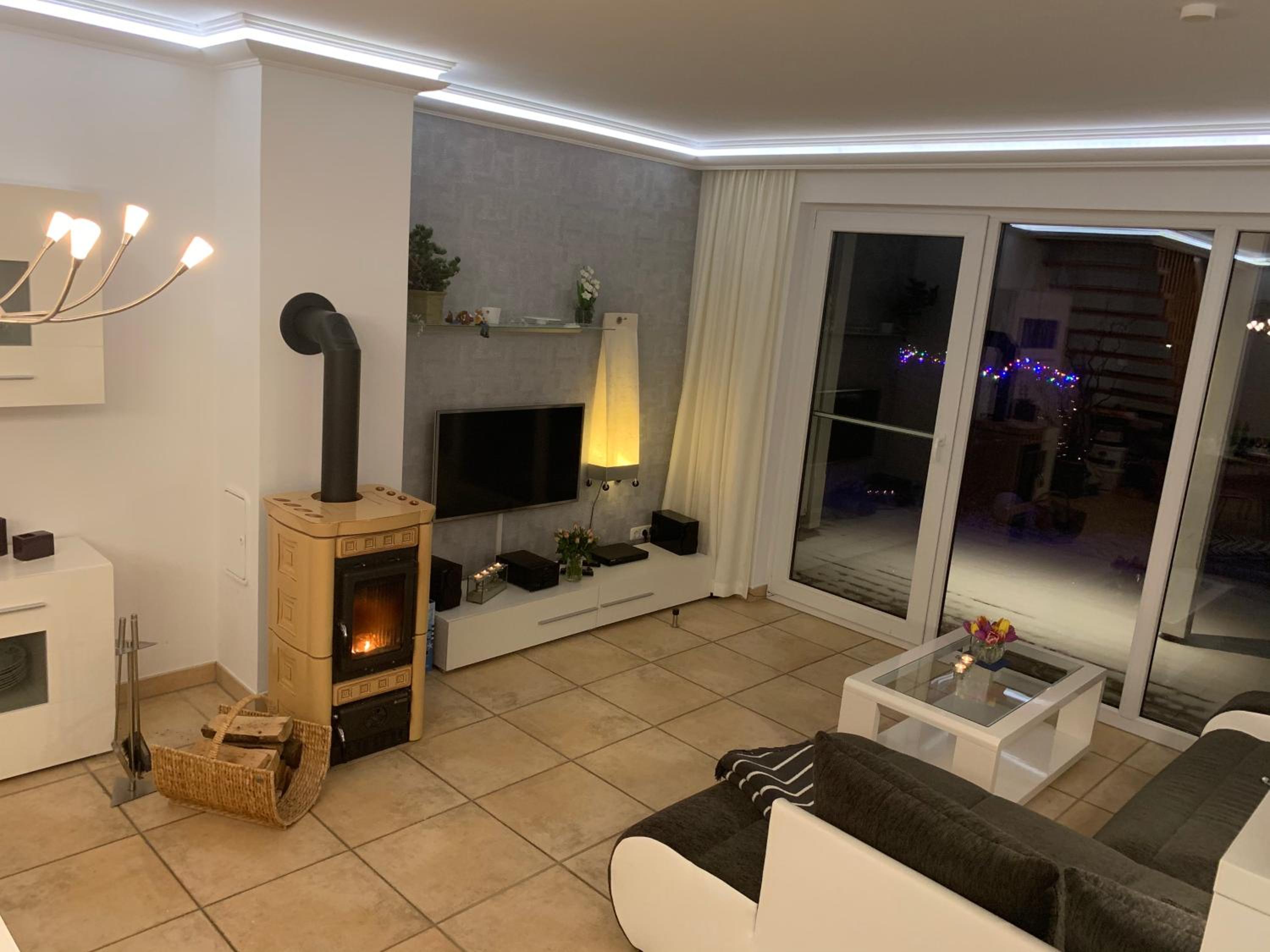 Fischerhus mit Boot,Sauna und Kamin je Seite