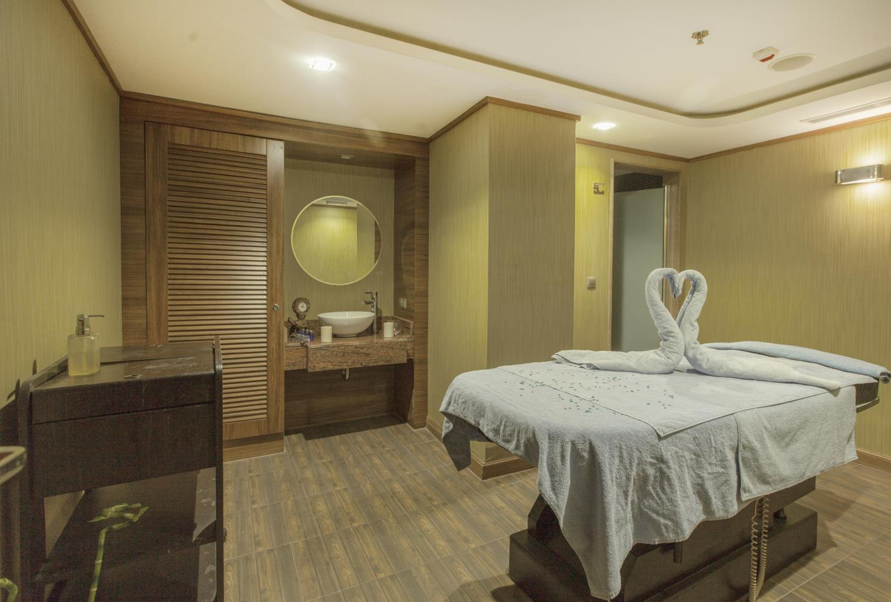 New Park Otel - Image 14