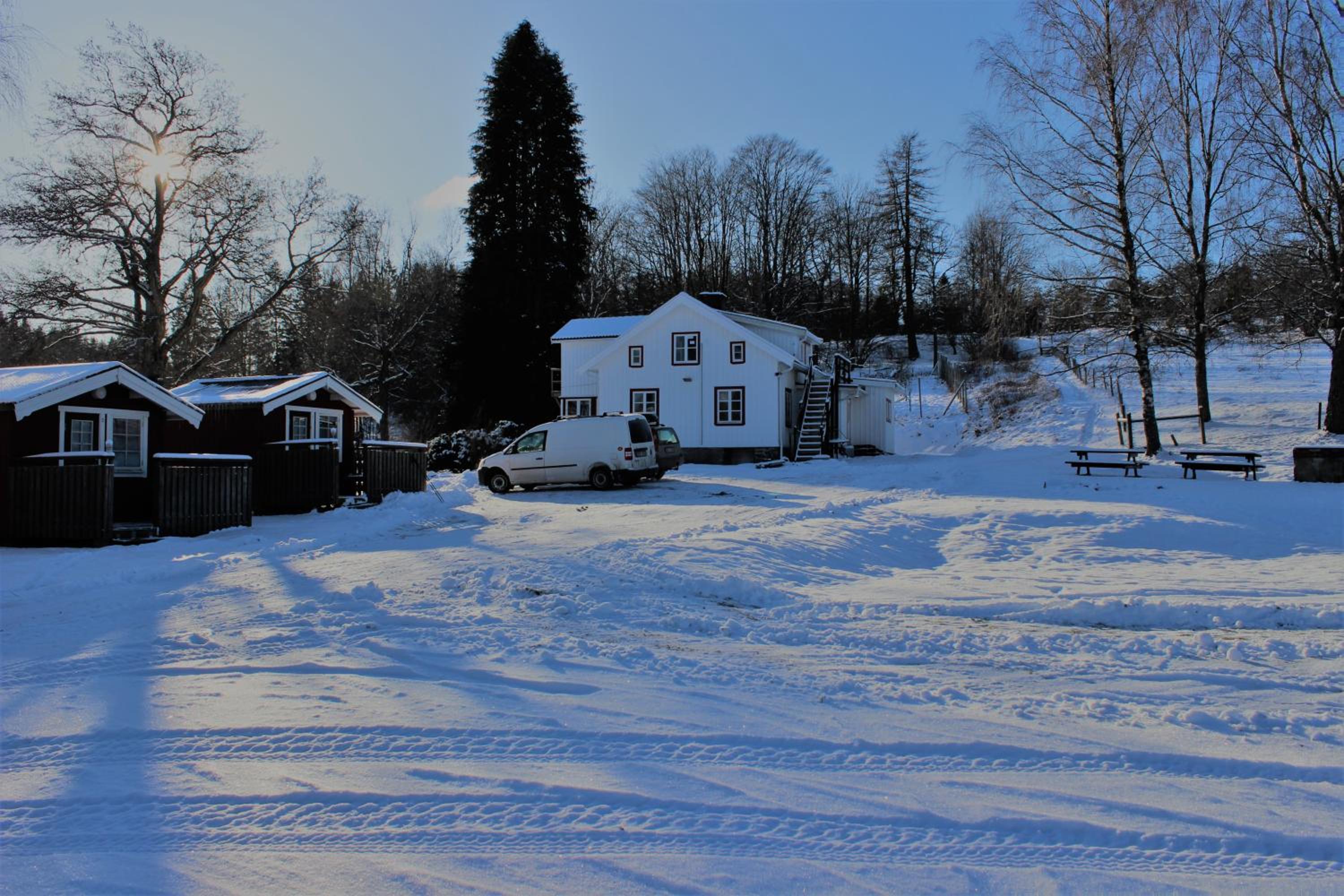 Björsjöås Vildmark - Rooms and small camping cabin close to nature