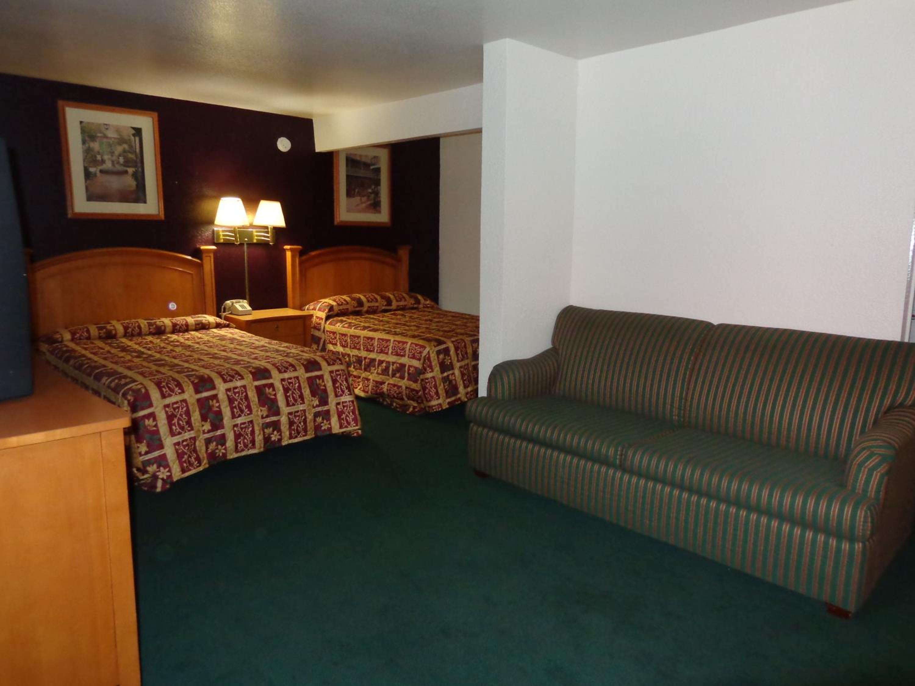 Knights Inn Phoenix at N Black Canyon Hwy view 4