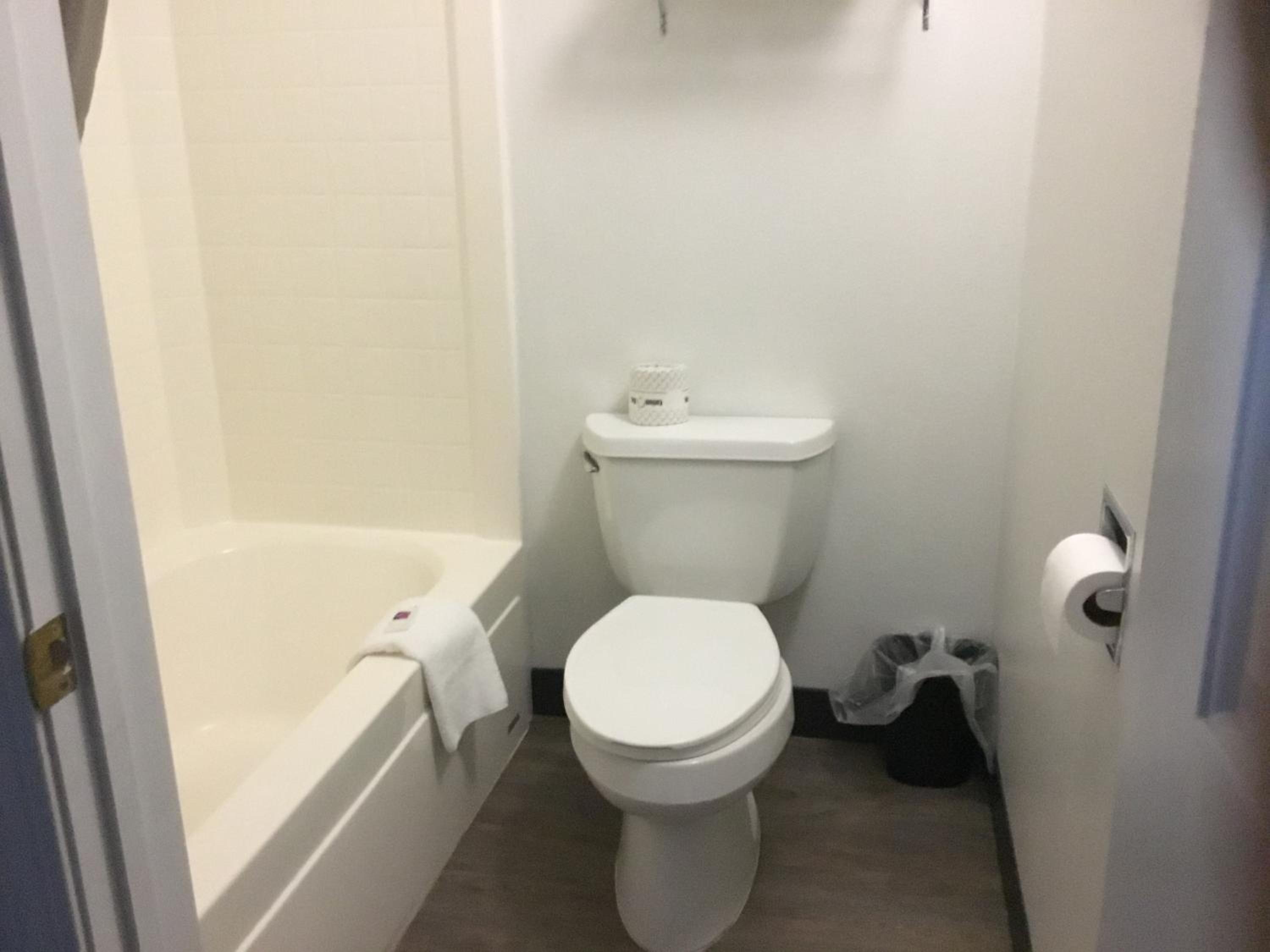 Baker City Vacations - Motel 6-Baker City, OR - Property Image 4