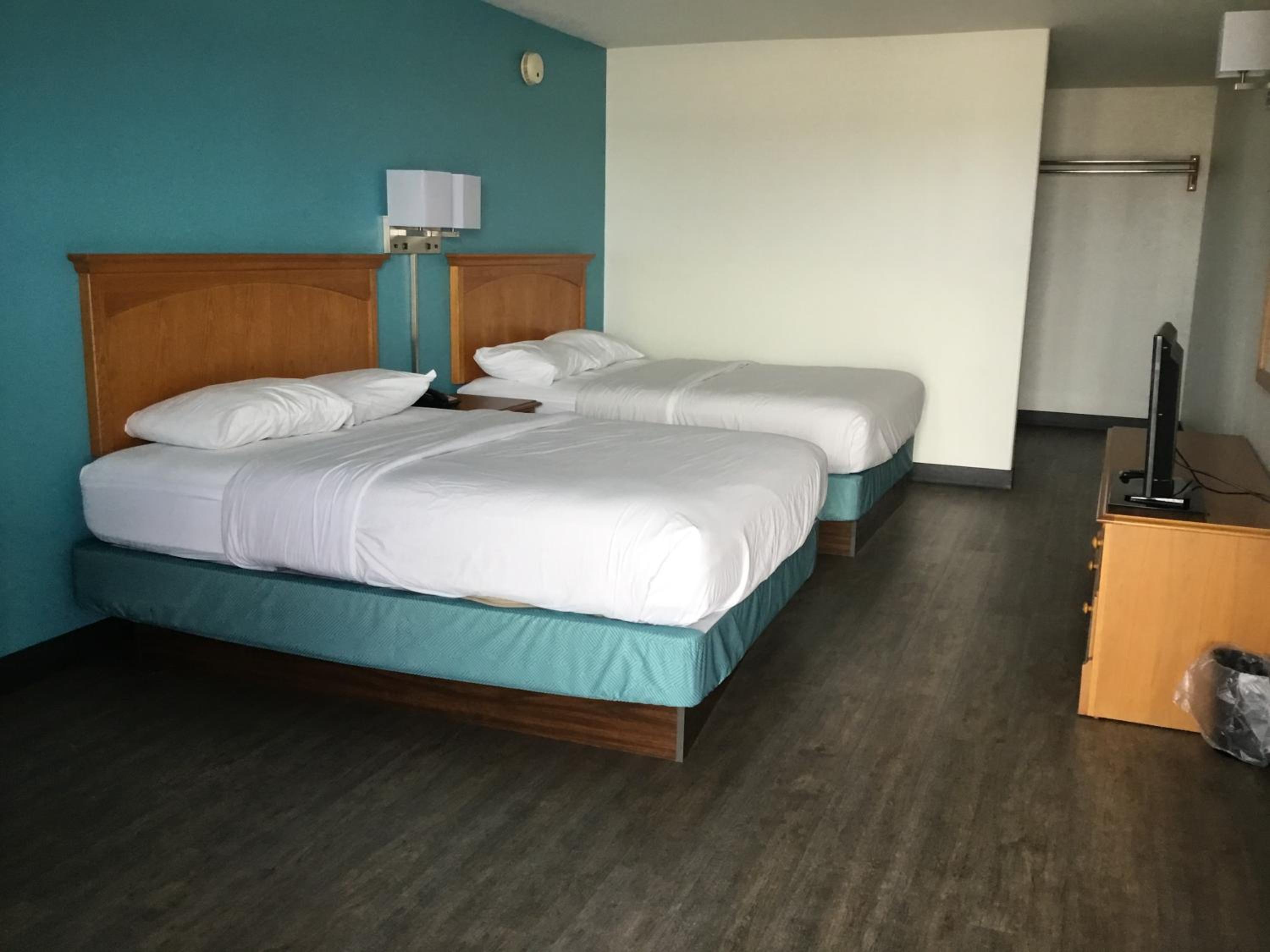 Baker City Vacations - Motel 6-Baker City, OR - Property Image 6