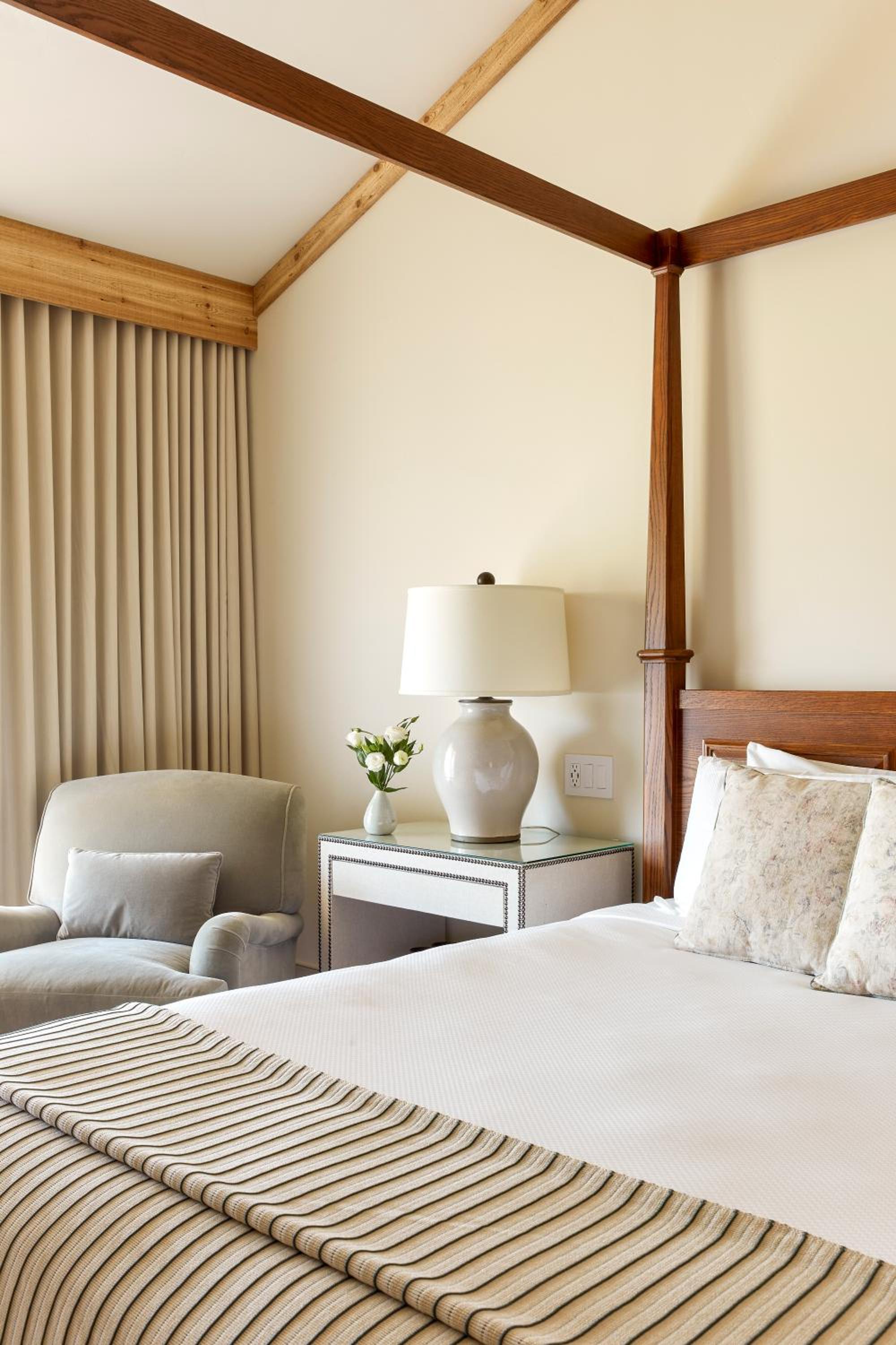 Yountville Vacations - Napa Valley Lodge - Property Image 1
