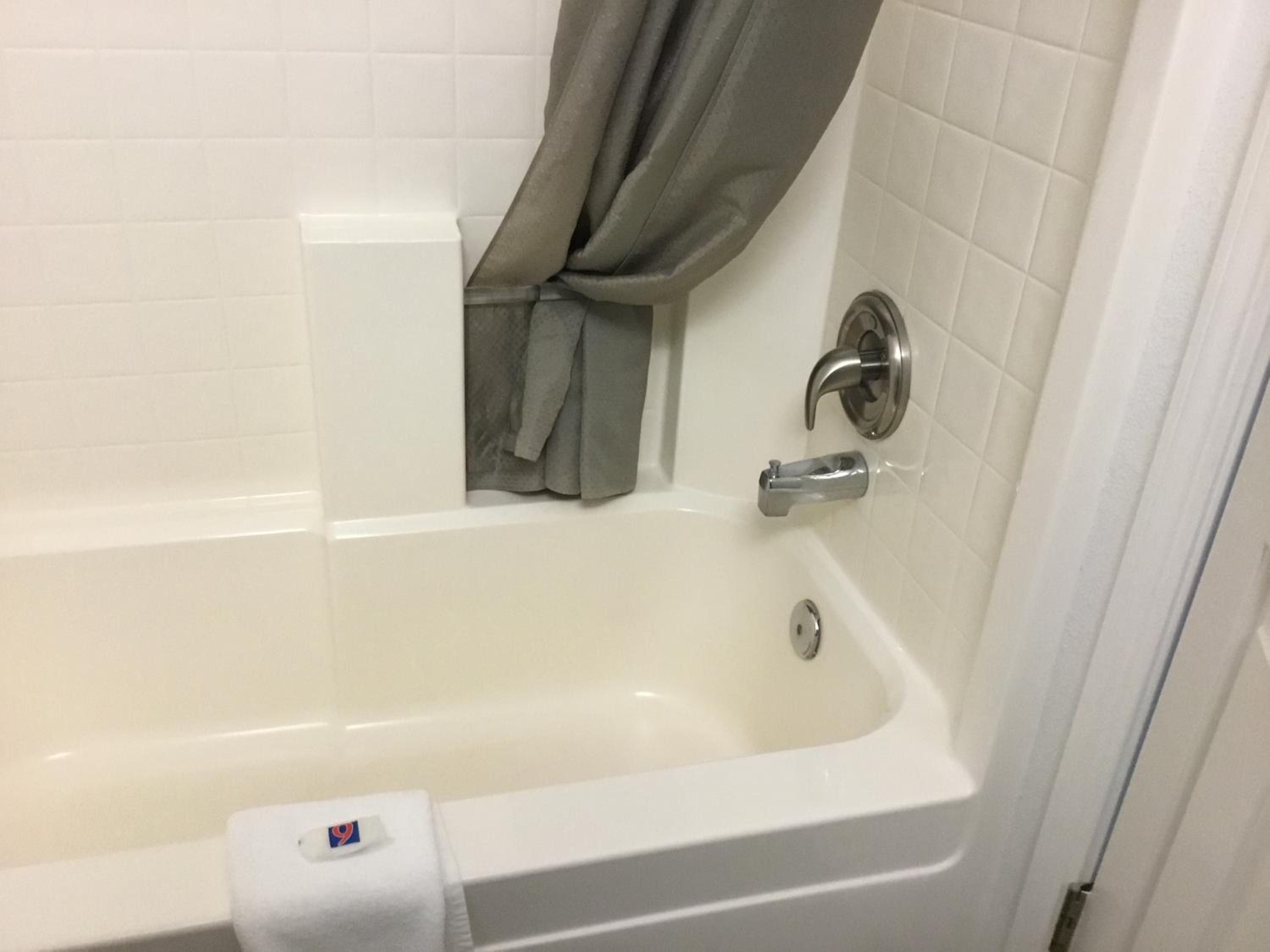 Baker City Vacations - Motel 6-Baker City, OR - Property Image 11