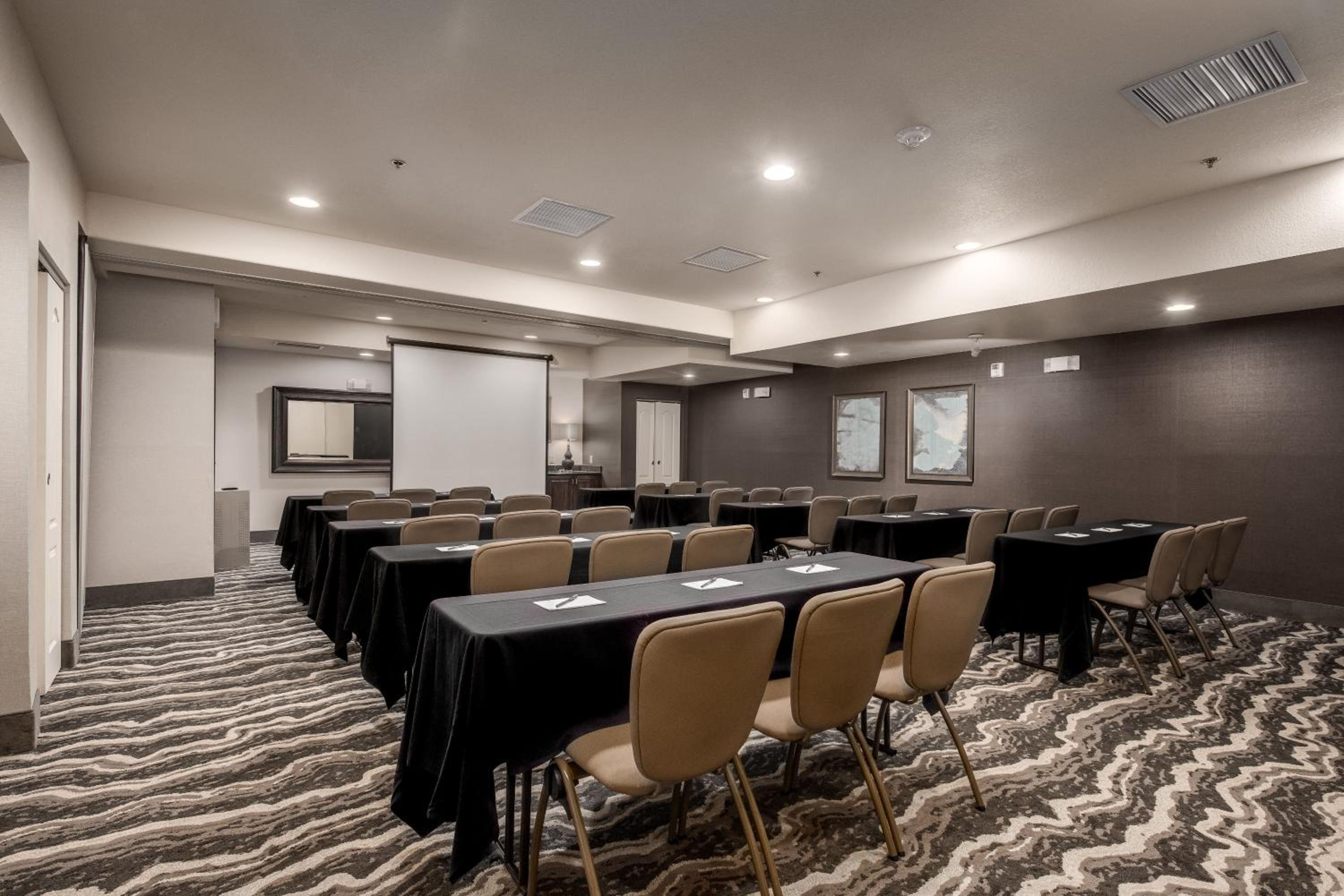 Holiday Inn Express West Valley City, an IHG Hotel - Property Image 13