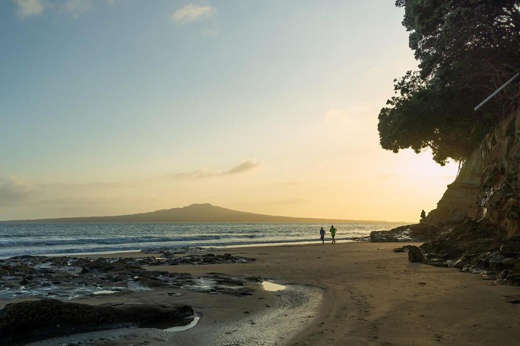 Takapuna Guest House