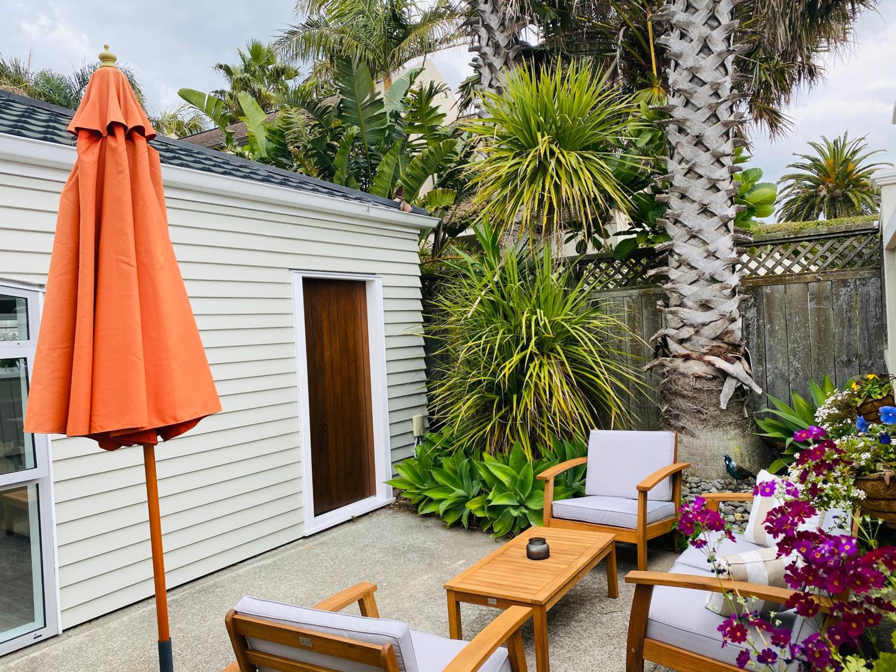 Takapuna Guest House