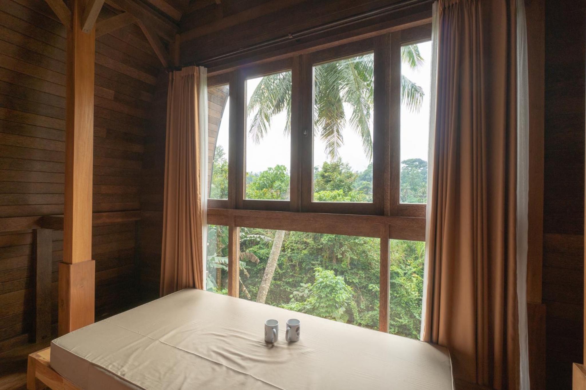 Pondok Nini Bungalow by Bukit Vista view 2
