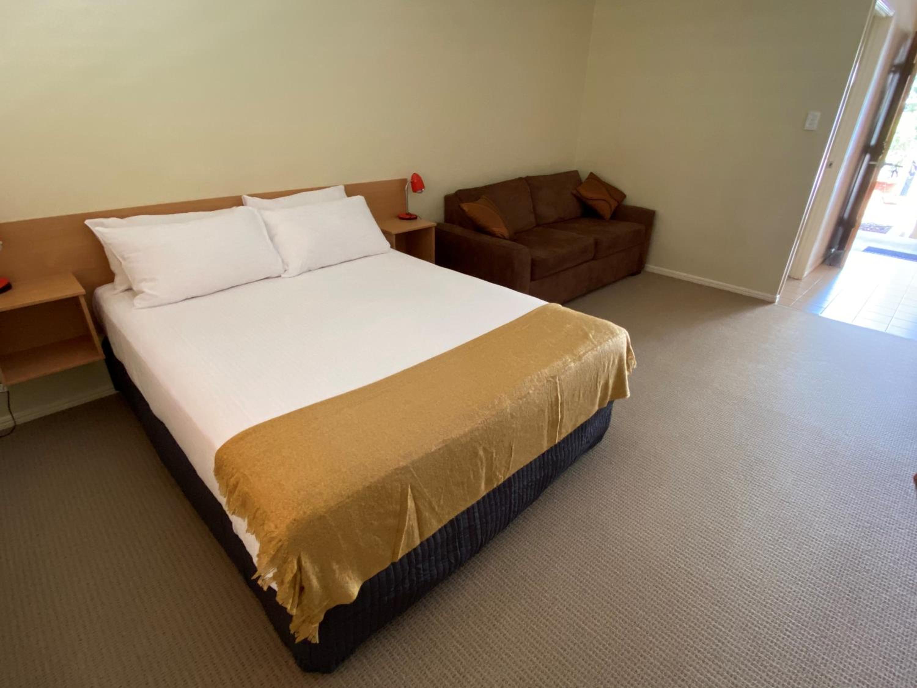 Country Roads Motor Inn Gayndah