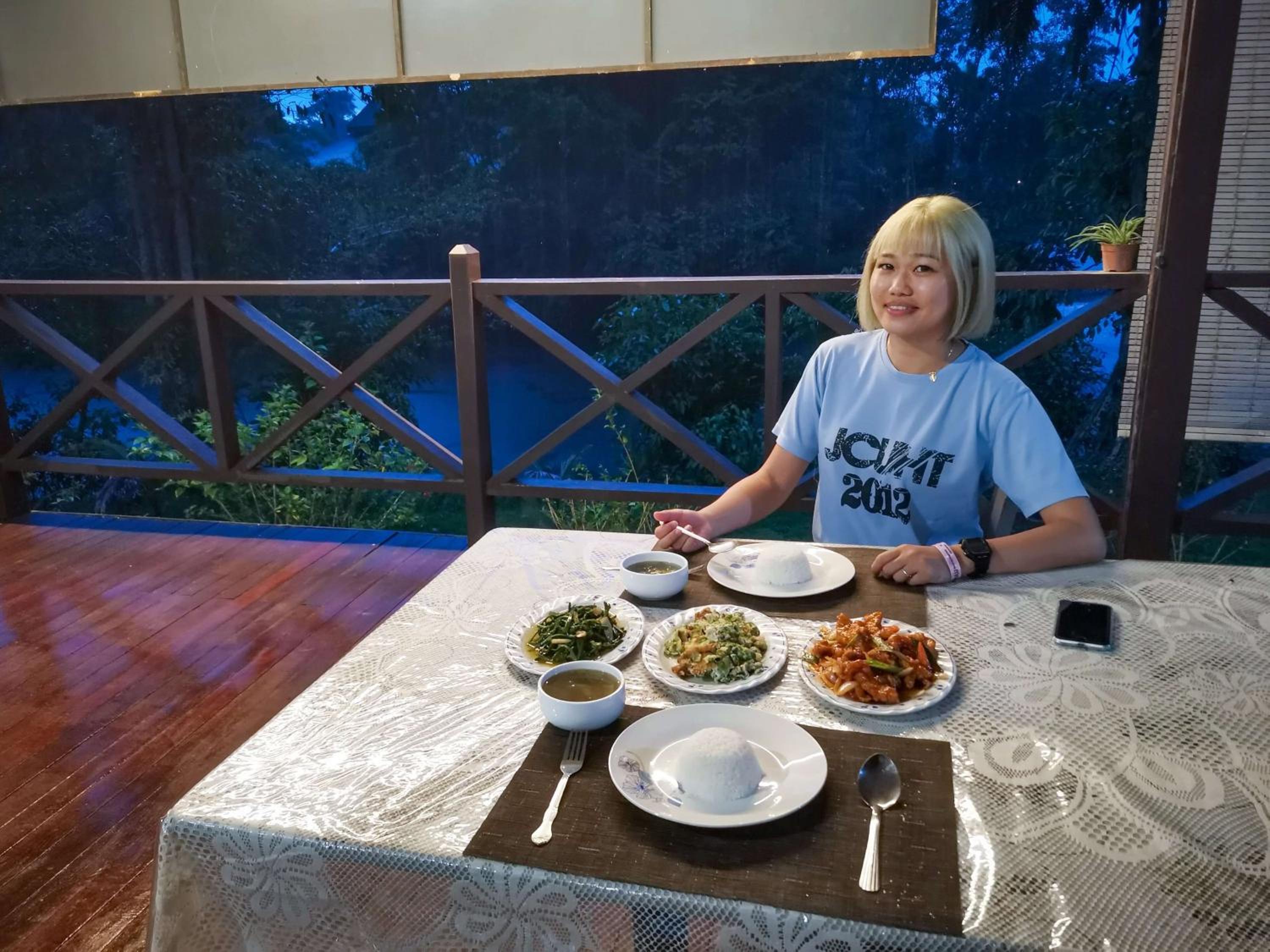 Mulu Benarat Lodge view 2