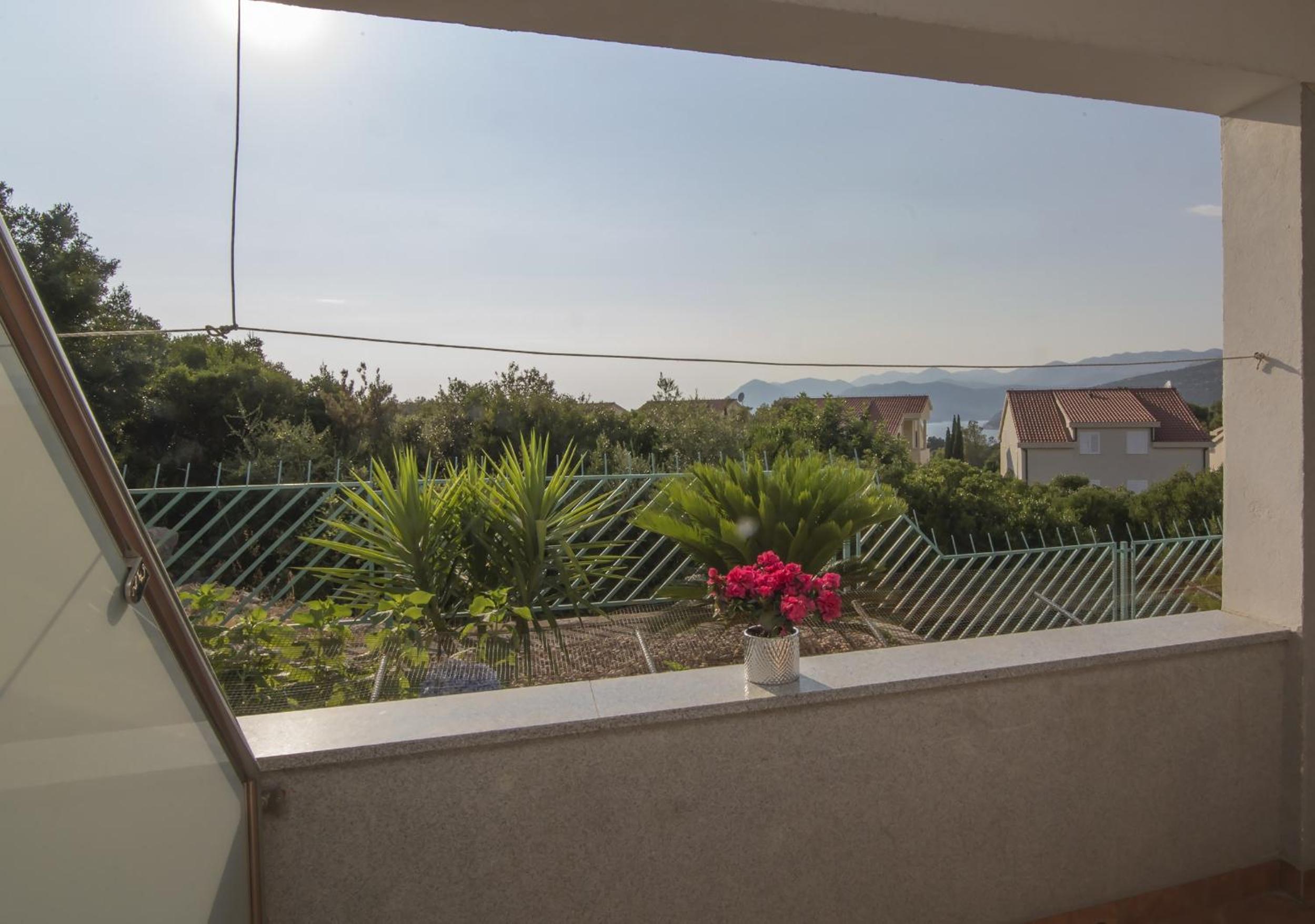Villa Antea Apartments with Free Parking