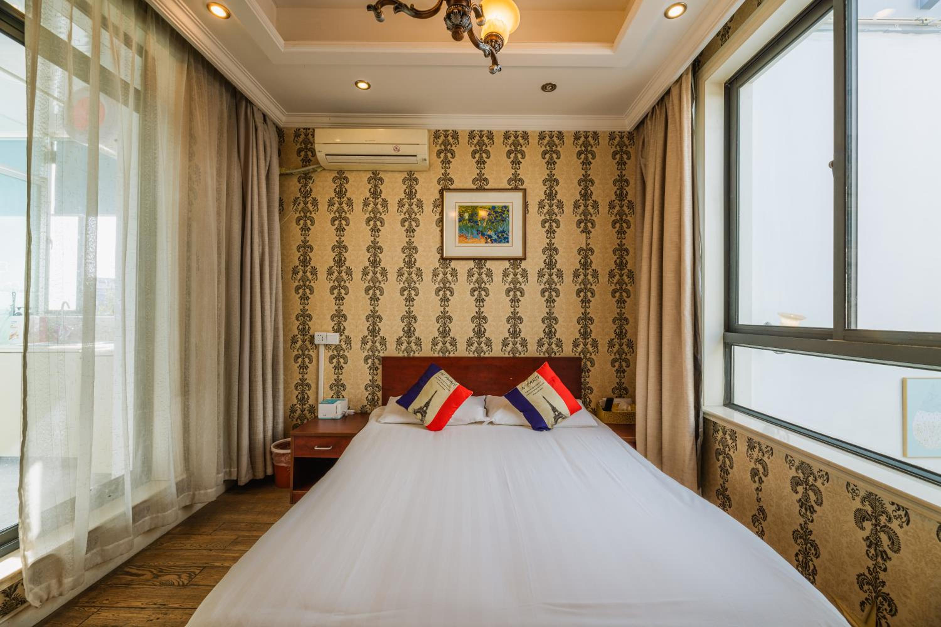 Boyi Apartment - Shanghai National Convention and Exhibition Center Branch
