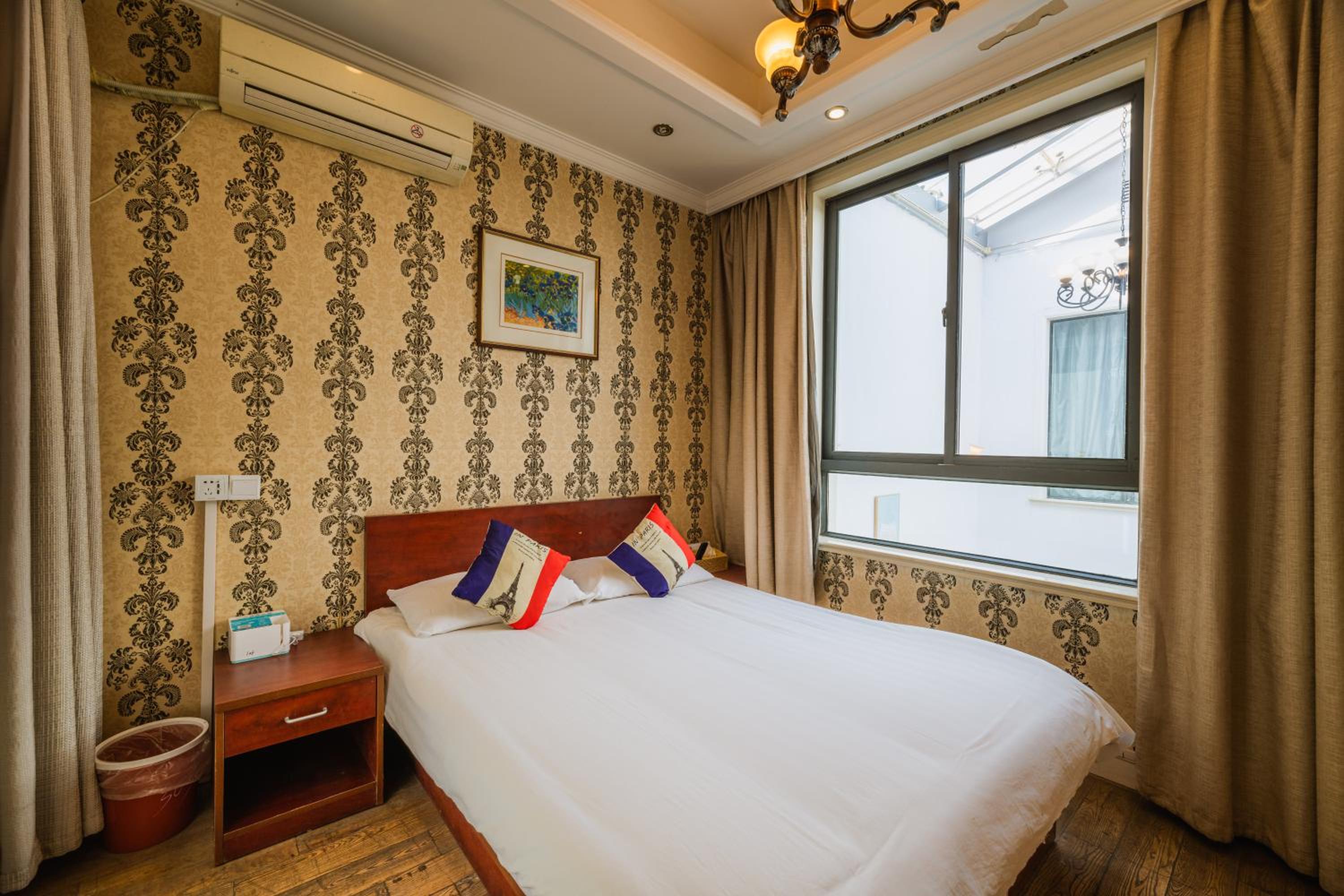 Boyi Apartment - Shanghai National Convention and Exhibition Center Branch
