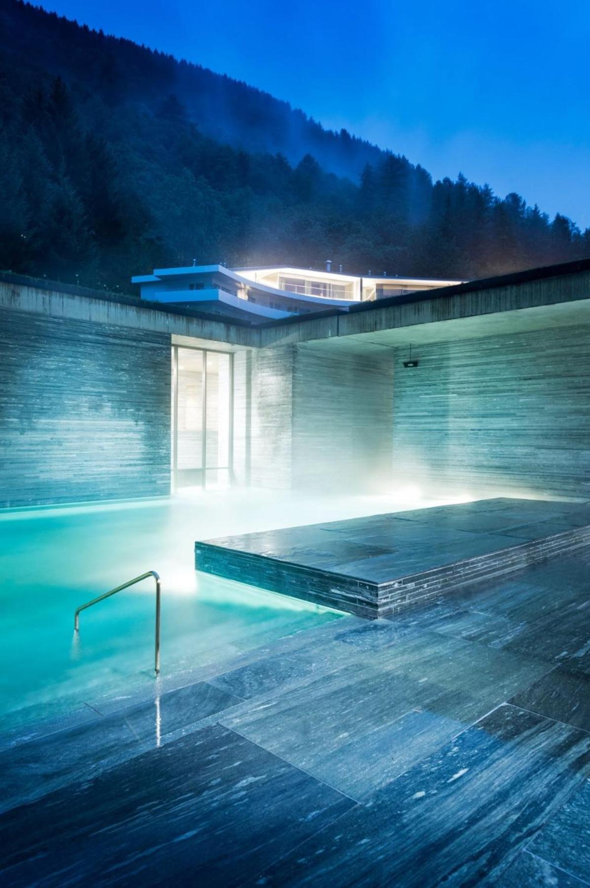 grosses Ferienhaus mit Sauna im Skigeb. Obersaxen