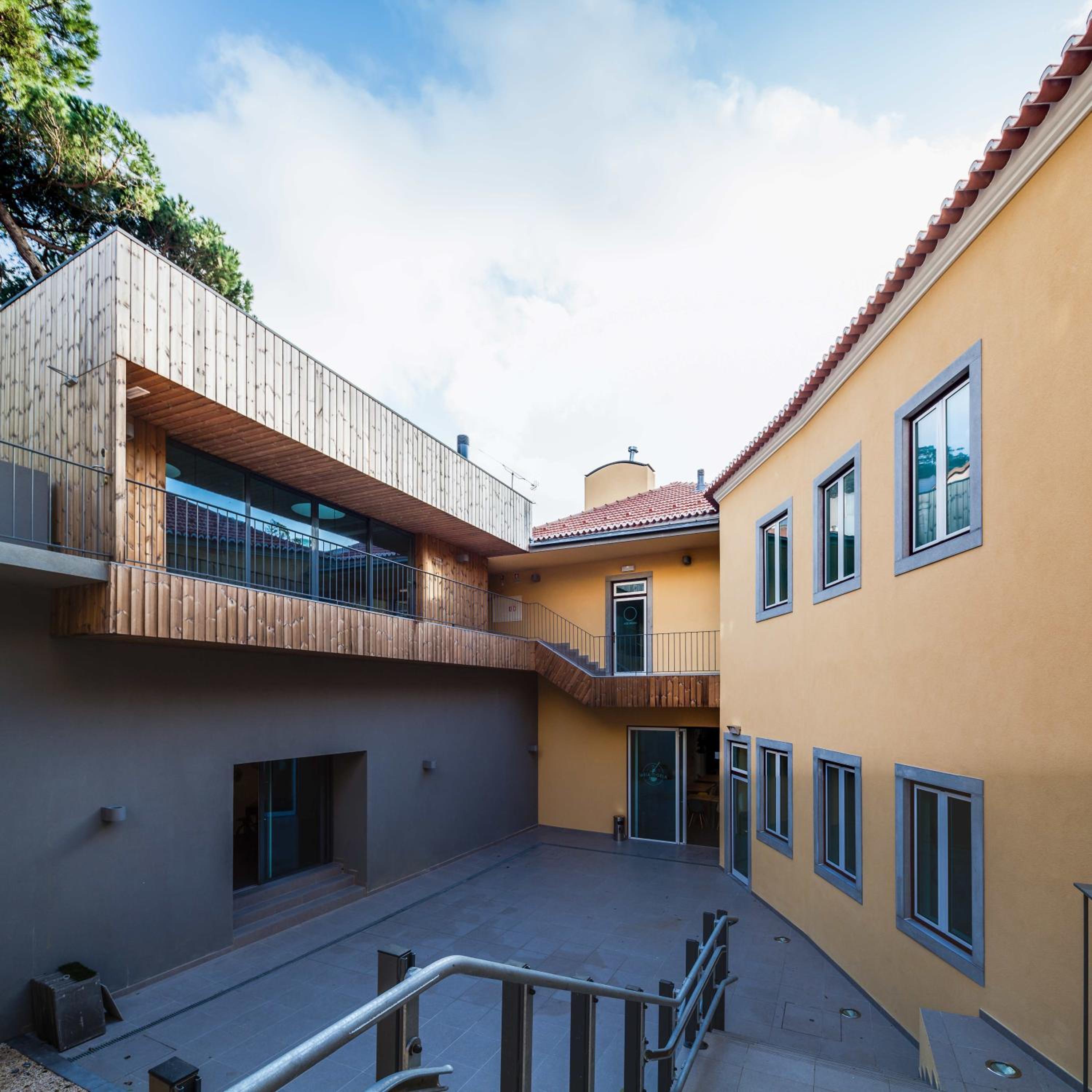 Moon Hill Hostel