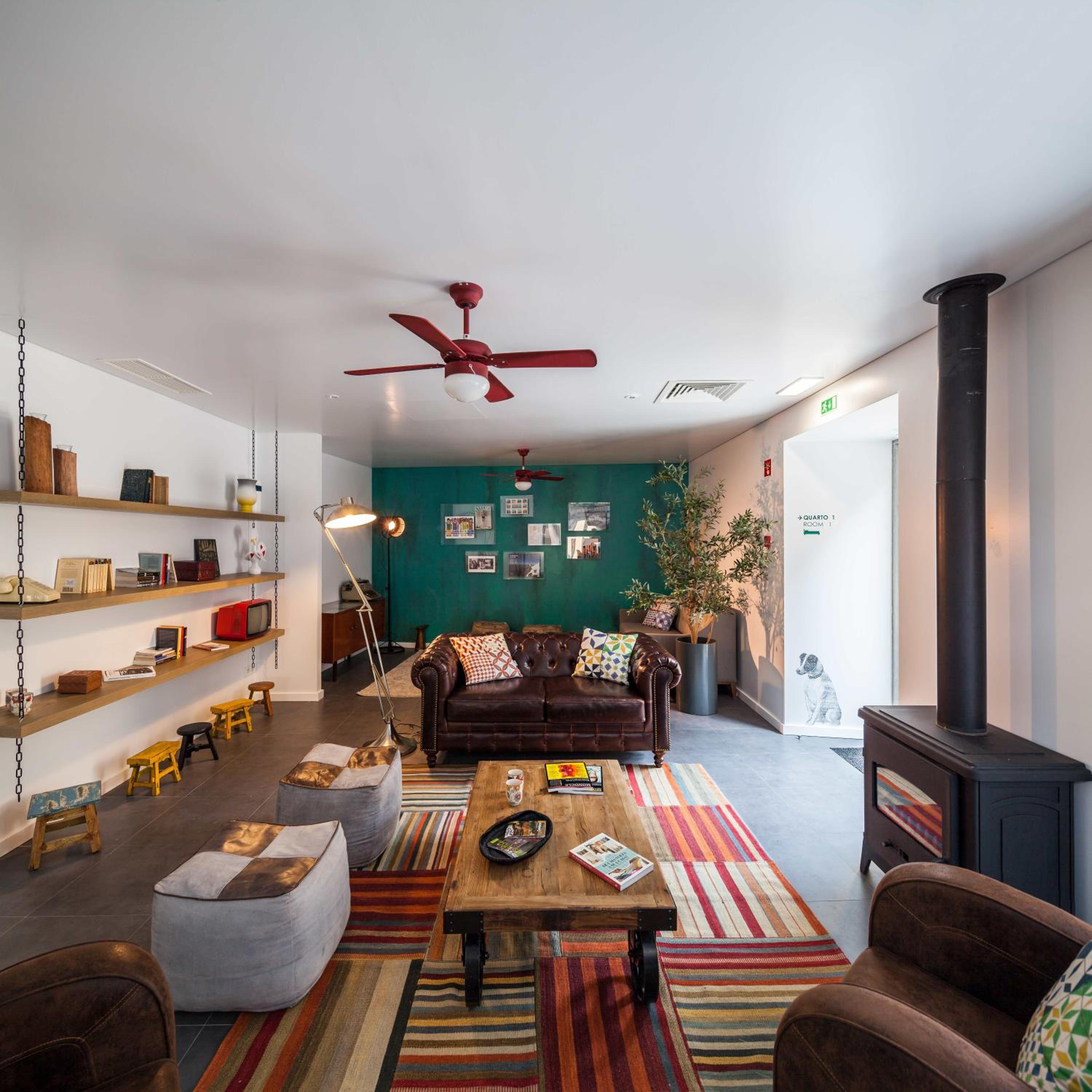 lounge