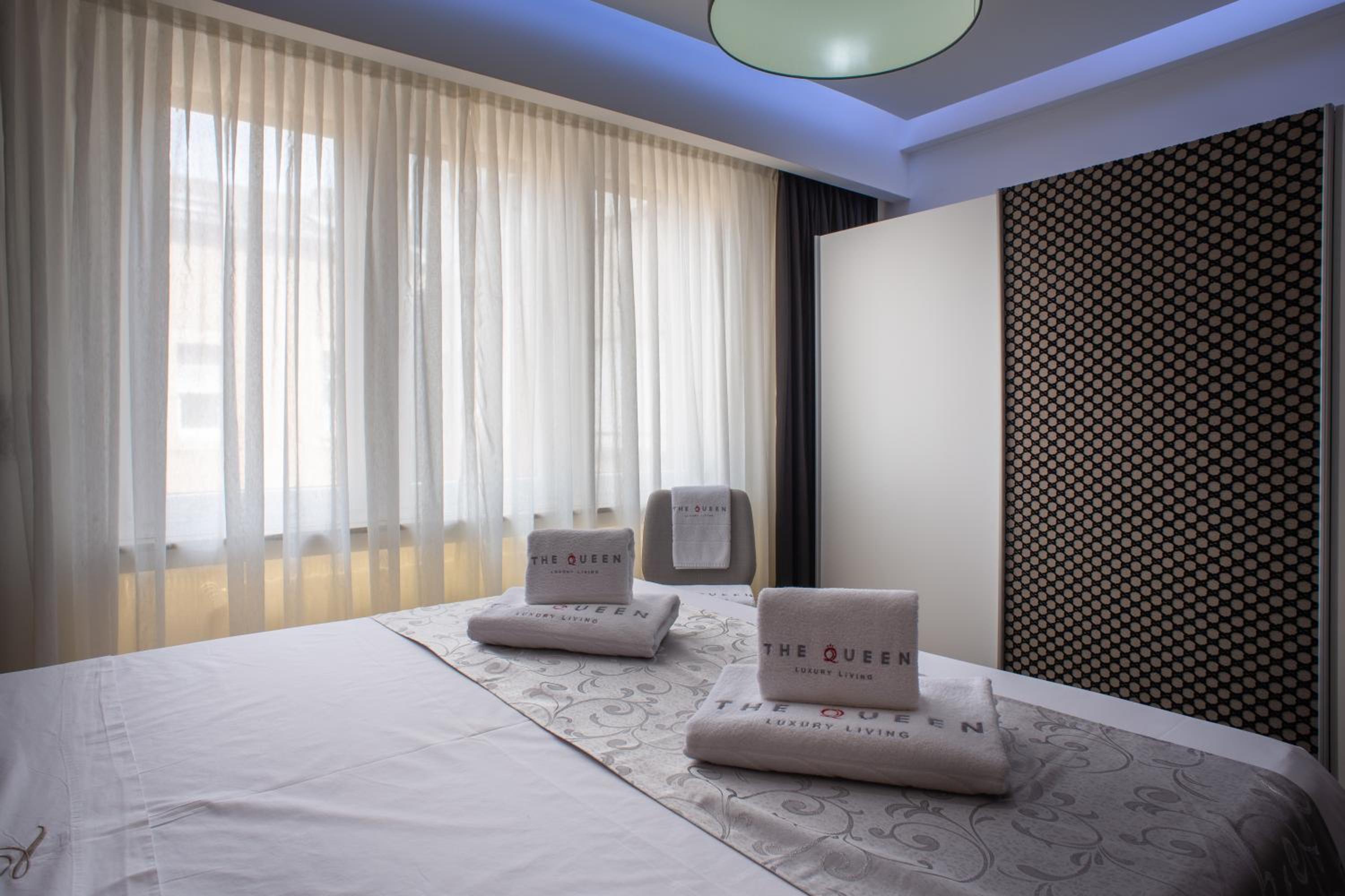The Queen Luxury Apartments - Villa Carlotta
