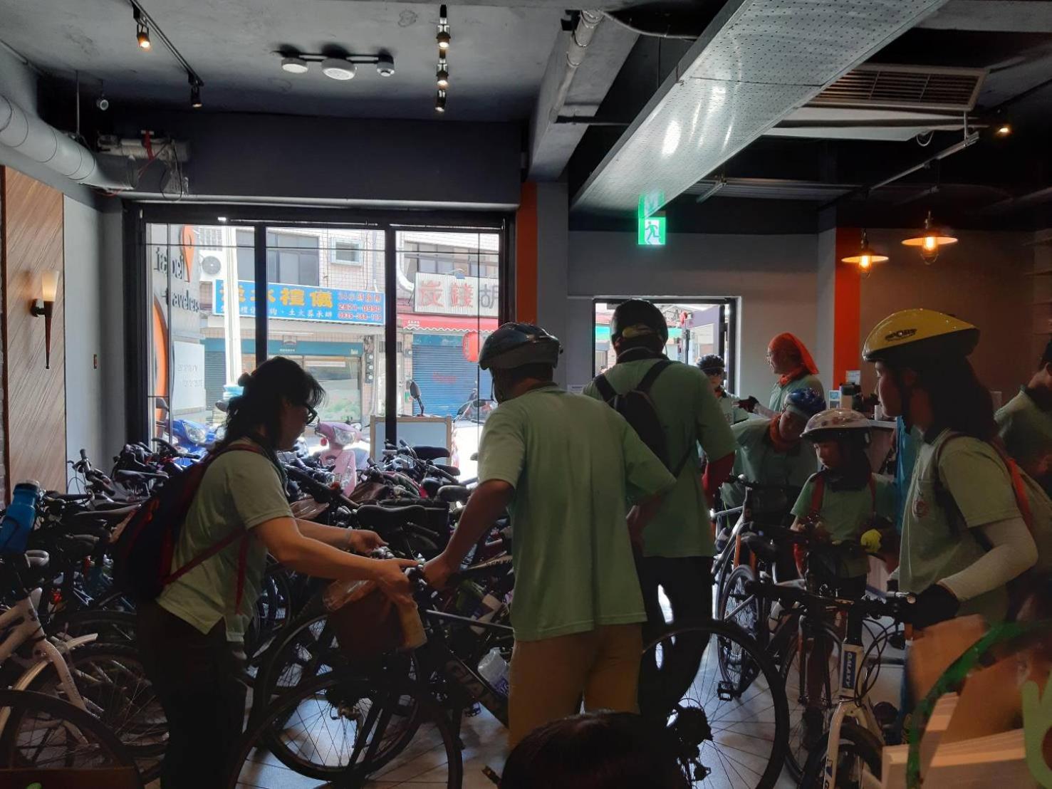 Taipei Travelers International Hostel
