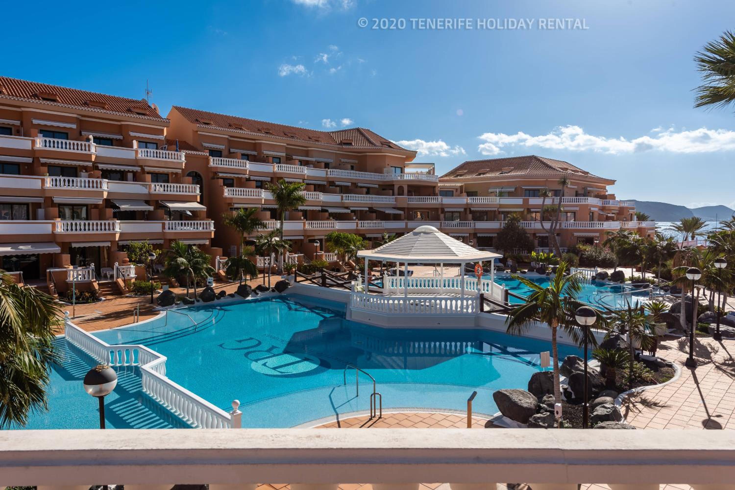 Tenerife Royal Gardens - Viviendas Vacacionales en Playa de las Americas